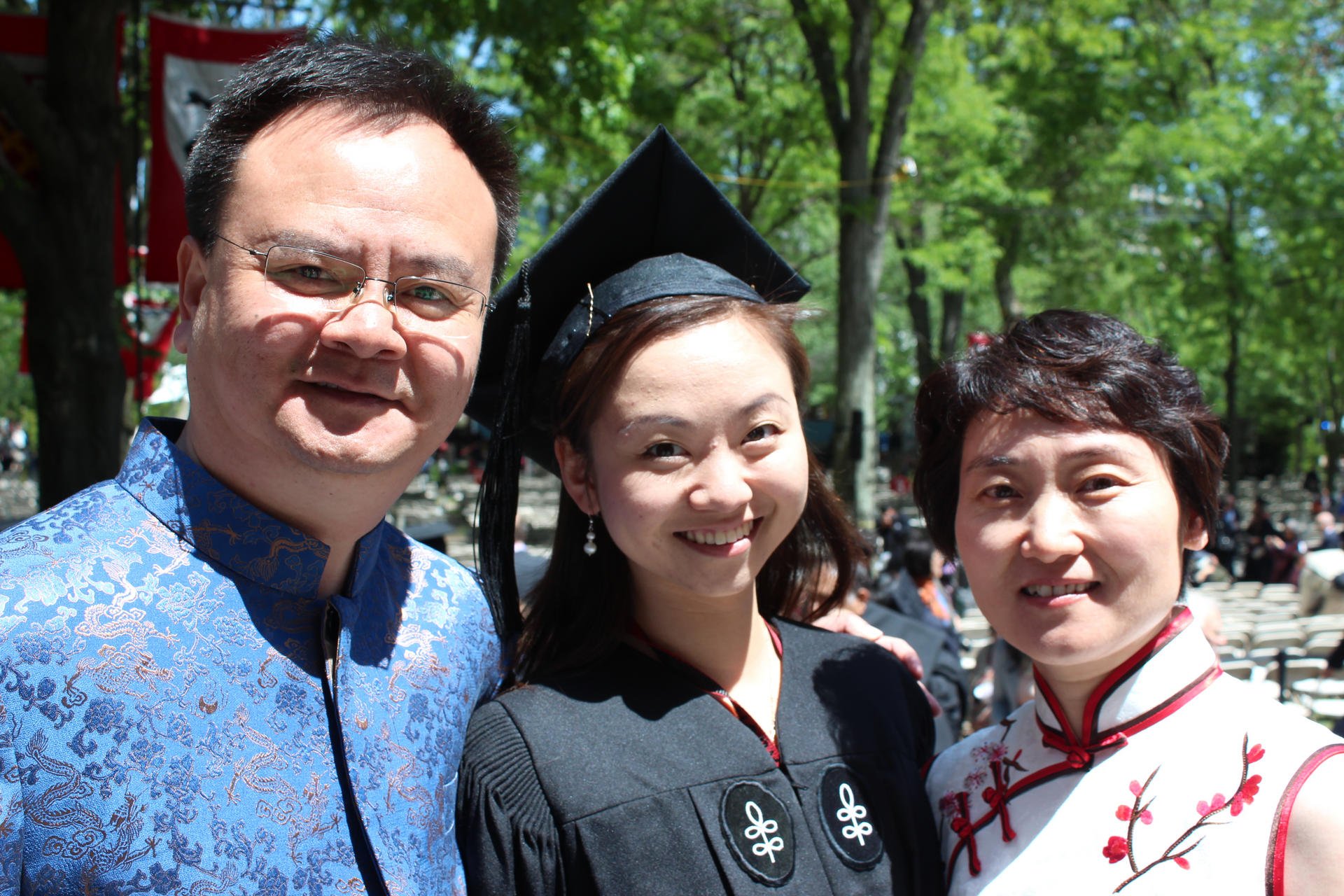Chang Shuai on graduation day at Harvard last year with dad Chang Zhitao and mum Zhang Yihong.