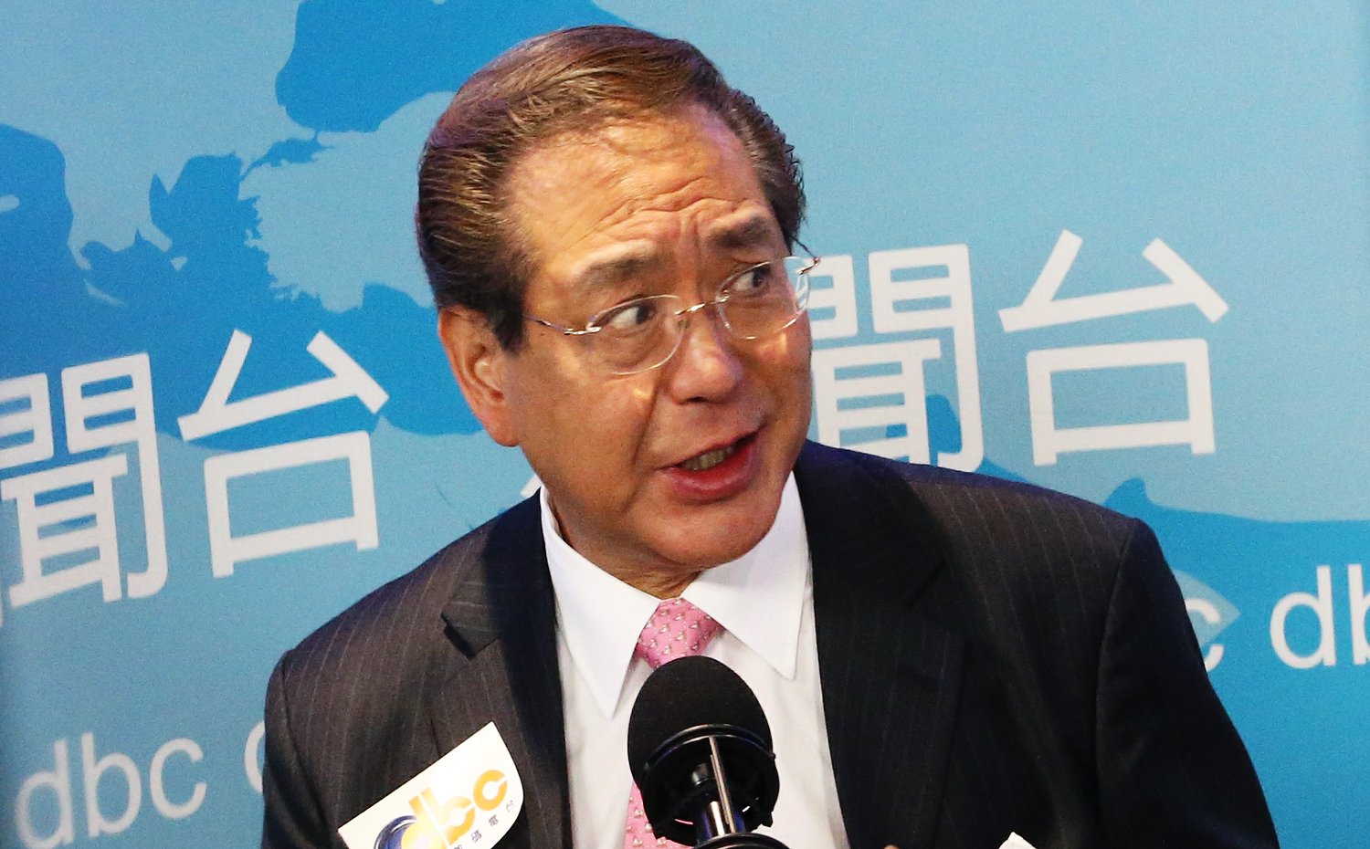 The delayed appointment of a pro-vice-chancellor is not deliberate, Arthur Li says at a DBC Radio show. Photo: Felix Wong