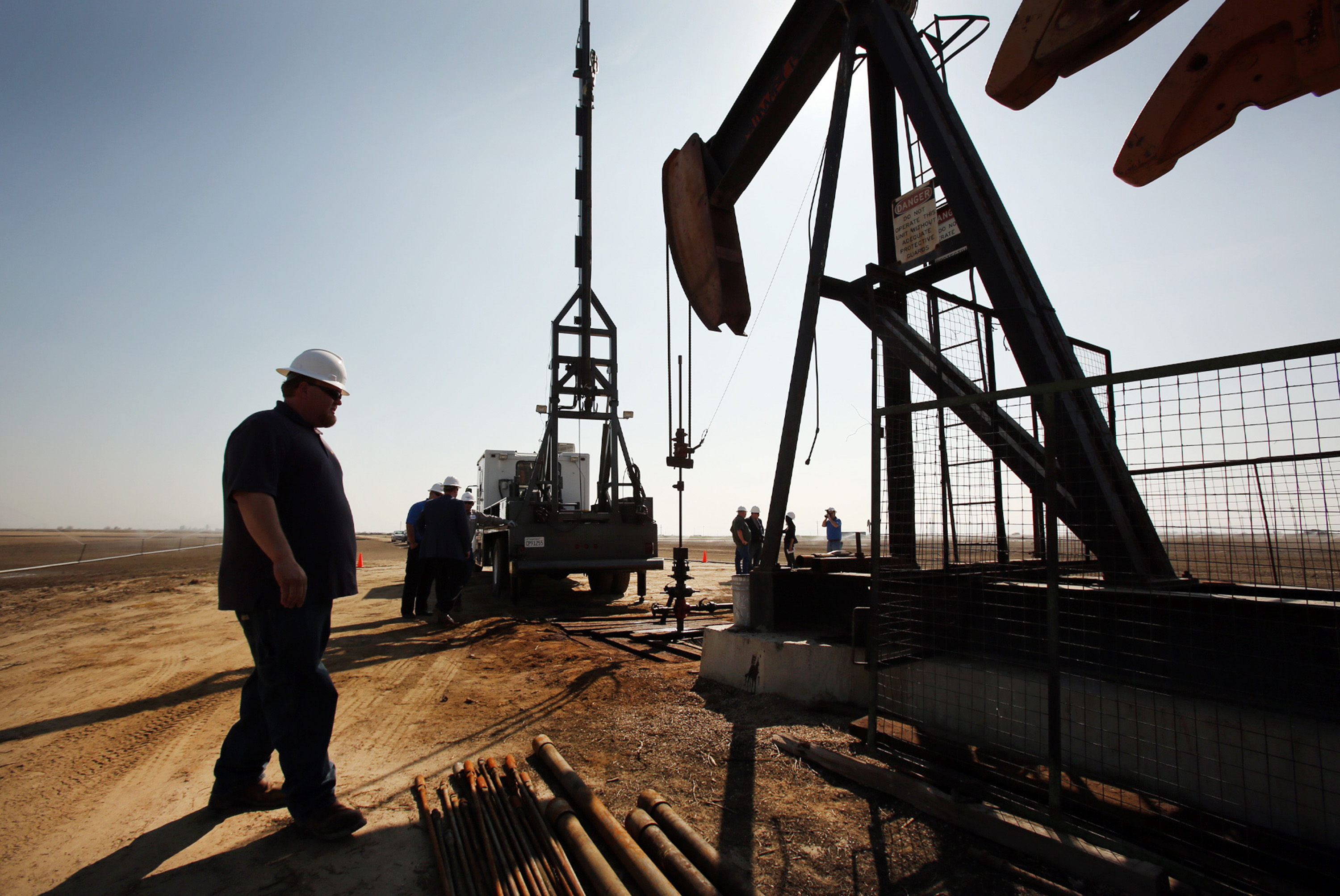 An oil field near Bakersfield, California which is a prime area for a resurgence in oil development with the promise of the Monterey Shale in the US. Photo: Los Angeles Times/MCT
