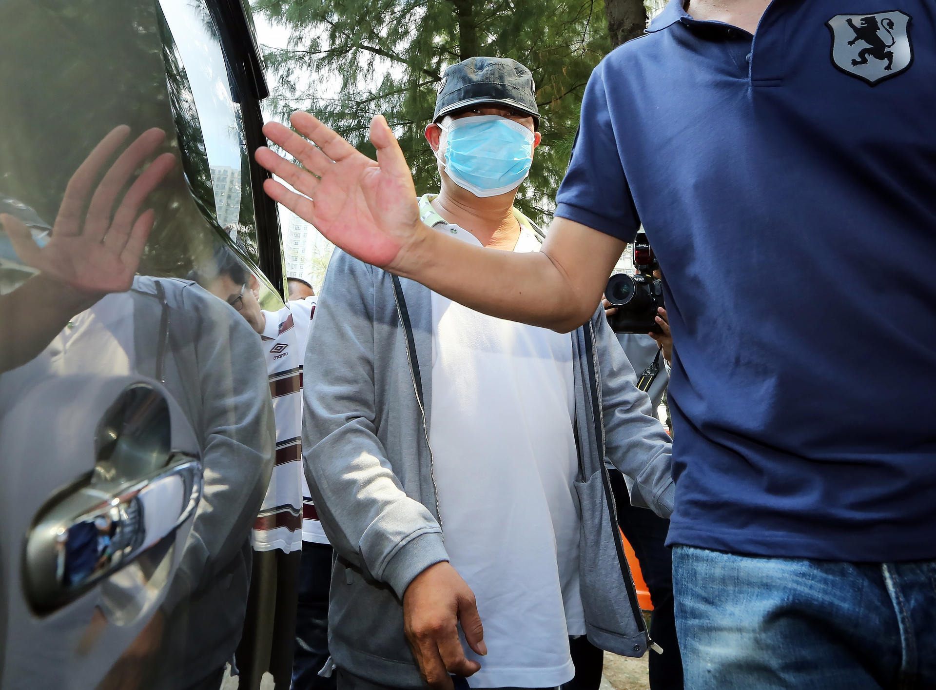 A masked Cheung Chi-tai makes his second appearance at Eastern Court yesterday. Photo: Sam Tsang