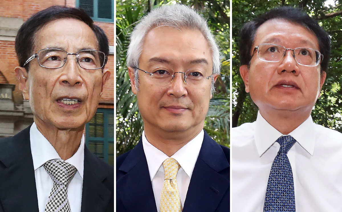 Martin Lee Chu-ming (left), speaking for three affected residents; Ambrose Ho Pui-him (centre), representing the Housing Authority and Alan Lai Nin (right), member of the independent two-man commission, arrive for its preliminary hearing on Tuesday. Photos: Dickson Lee