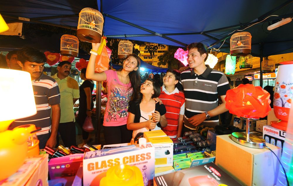 Night markets are held in different parts of Kuala Lumpur on specific nights of the week. Photo: Tourism Malaysia