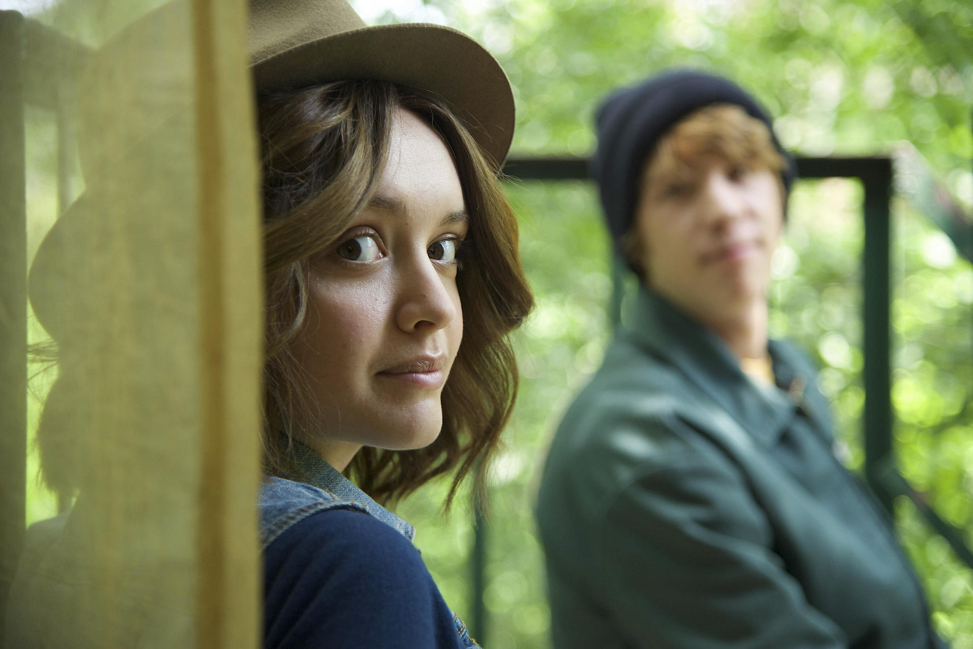 Olivia Cooke and Thomas Mann in Me and Earl and the Dying Girl. 