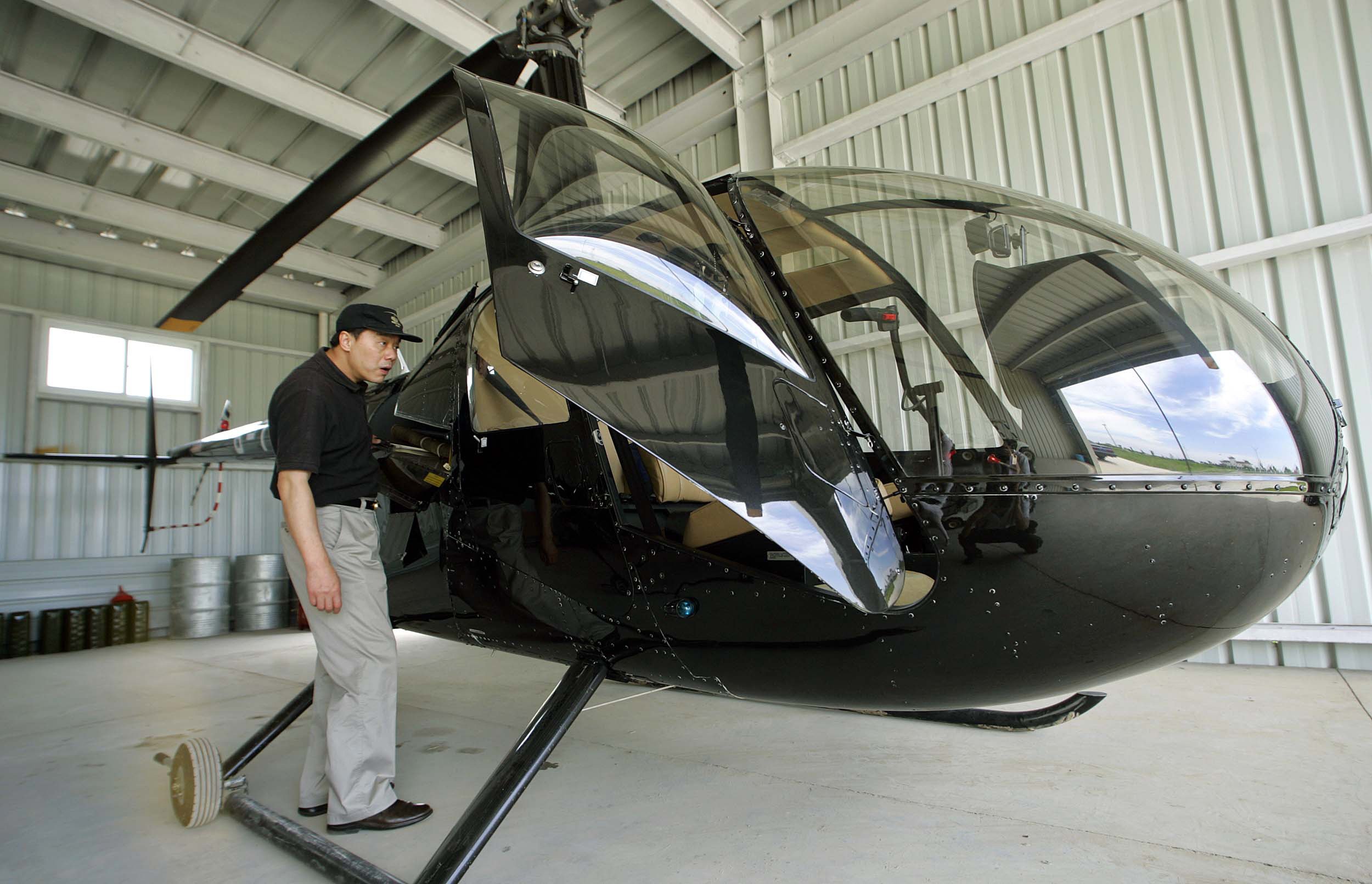A Robinson R-44 helicopter, like the one operated by Cheng Weishi. Photo: AFP