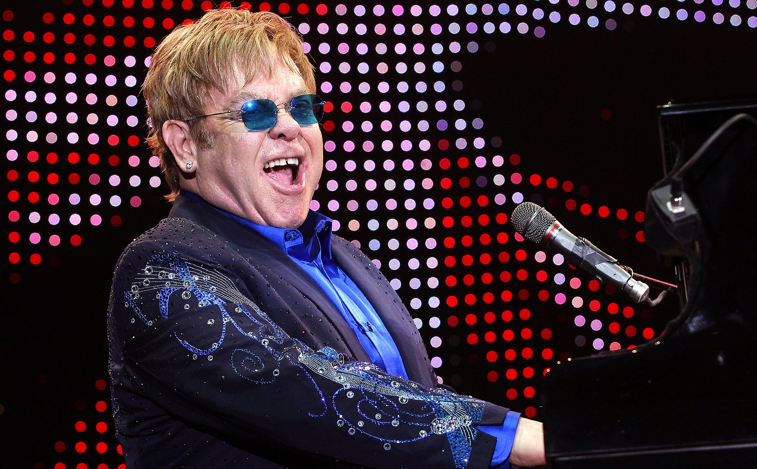 Elton John live in concert at the Hong Kong Convention and Exhibition Center, Wan Chai in 2012. Photo: K.Y. Cheng