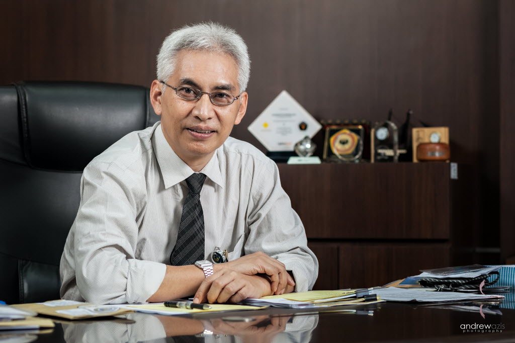 Professor Mohammad Bisri, rector