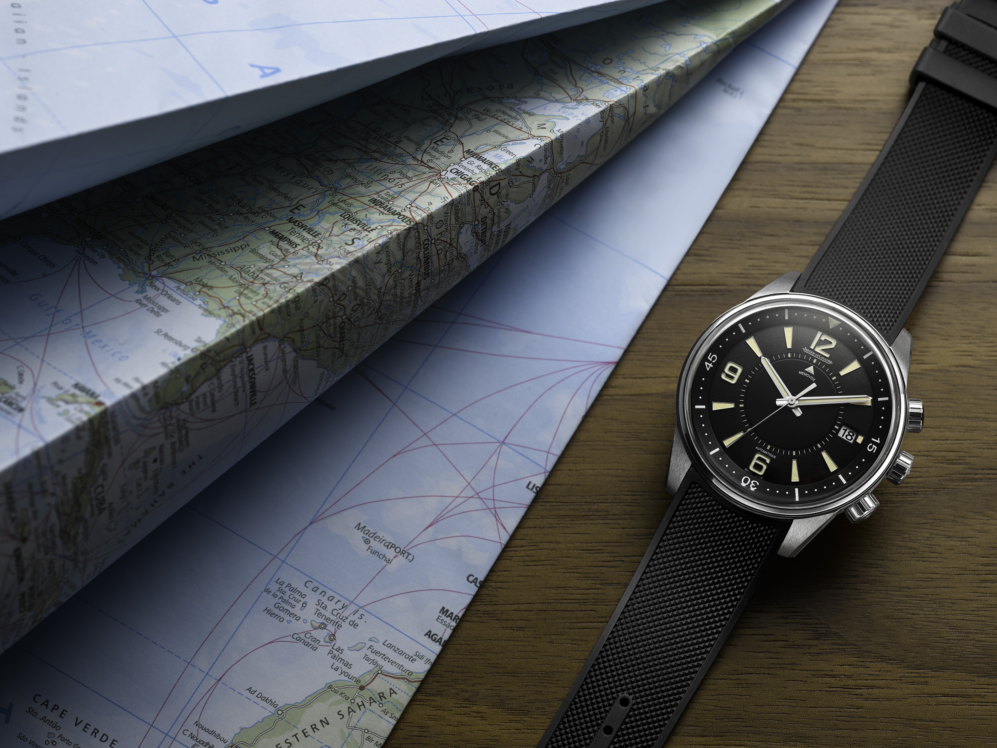 The new Jaeger-LeCoultre Polaris Memovox debuts in 2018.
Jaeger-LeCoultre takes a trip down memory lane with the legendary Memovox, through the Golden Age of modern watchmaking to the present day with updates that pay eloquent homage to the original.
