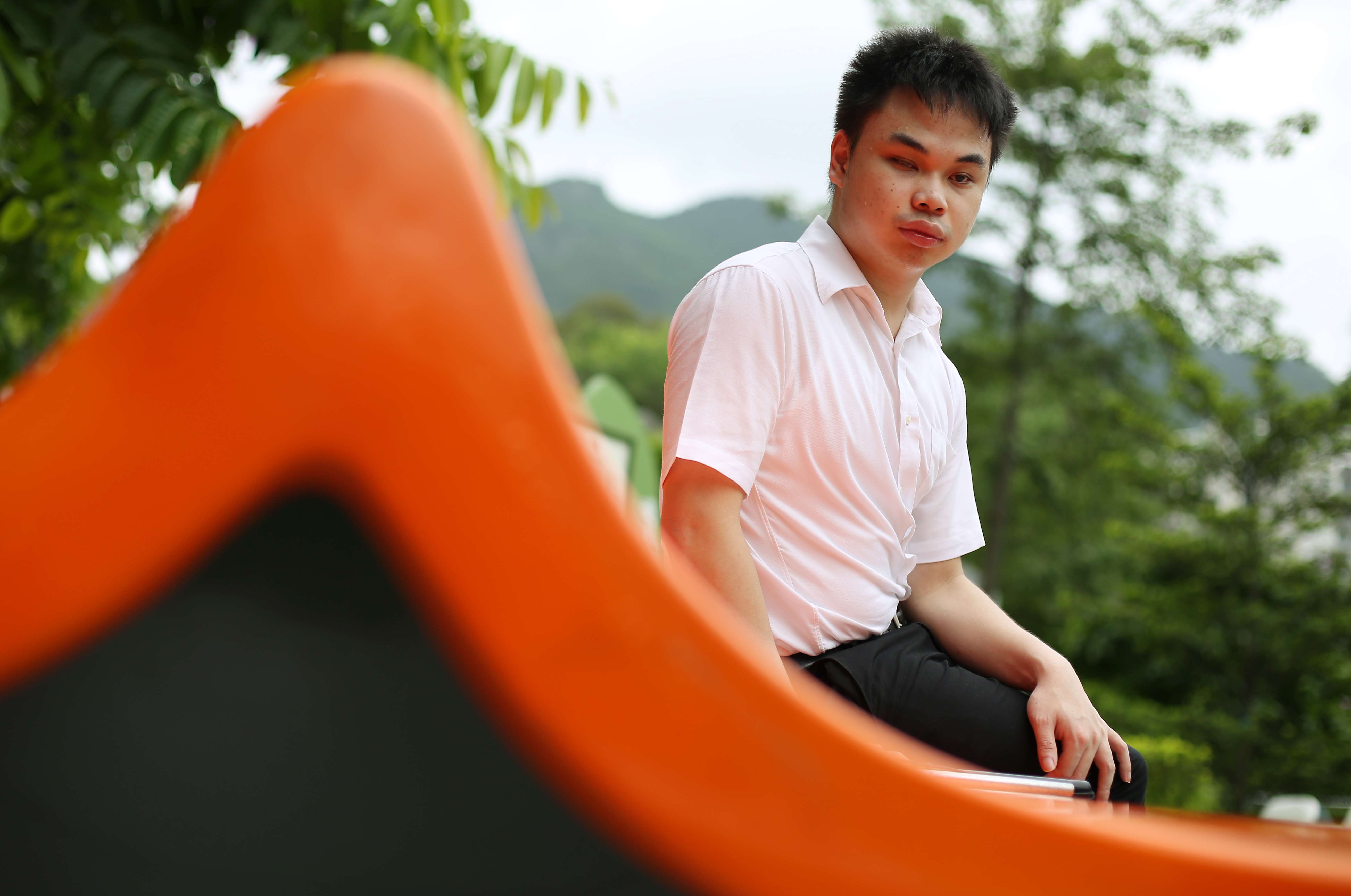 Bill Tse Sze-kin, 21, is working hard to achieve his dream to become a lawyer. Photo: Nora Tam
