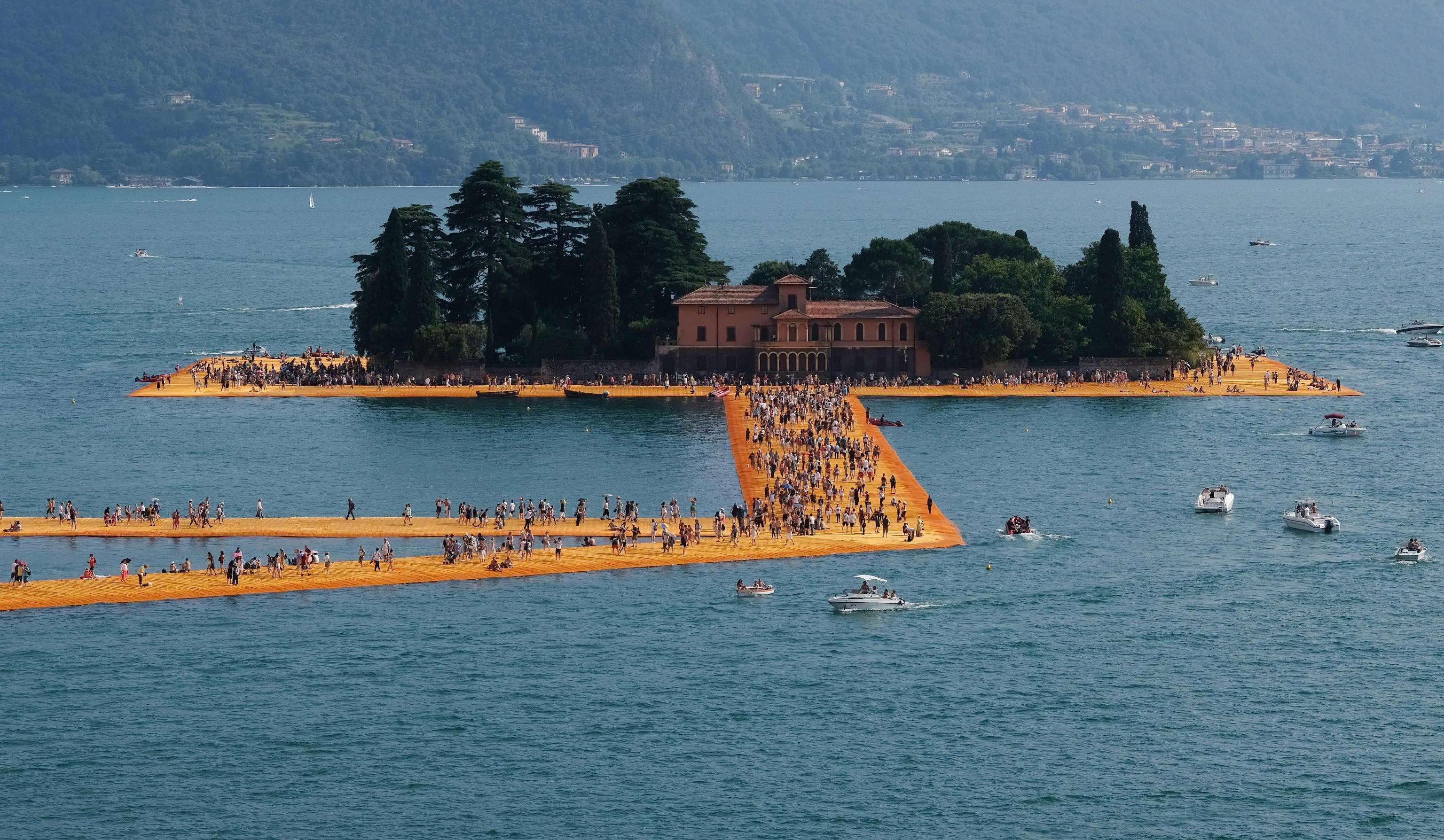 Artist Christo S Floating Piers Closes After Attracting 1 2 Million Water Walkers South China Morning Post