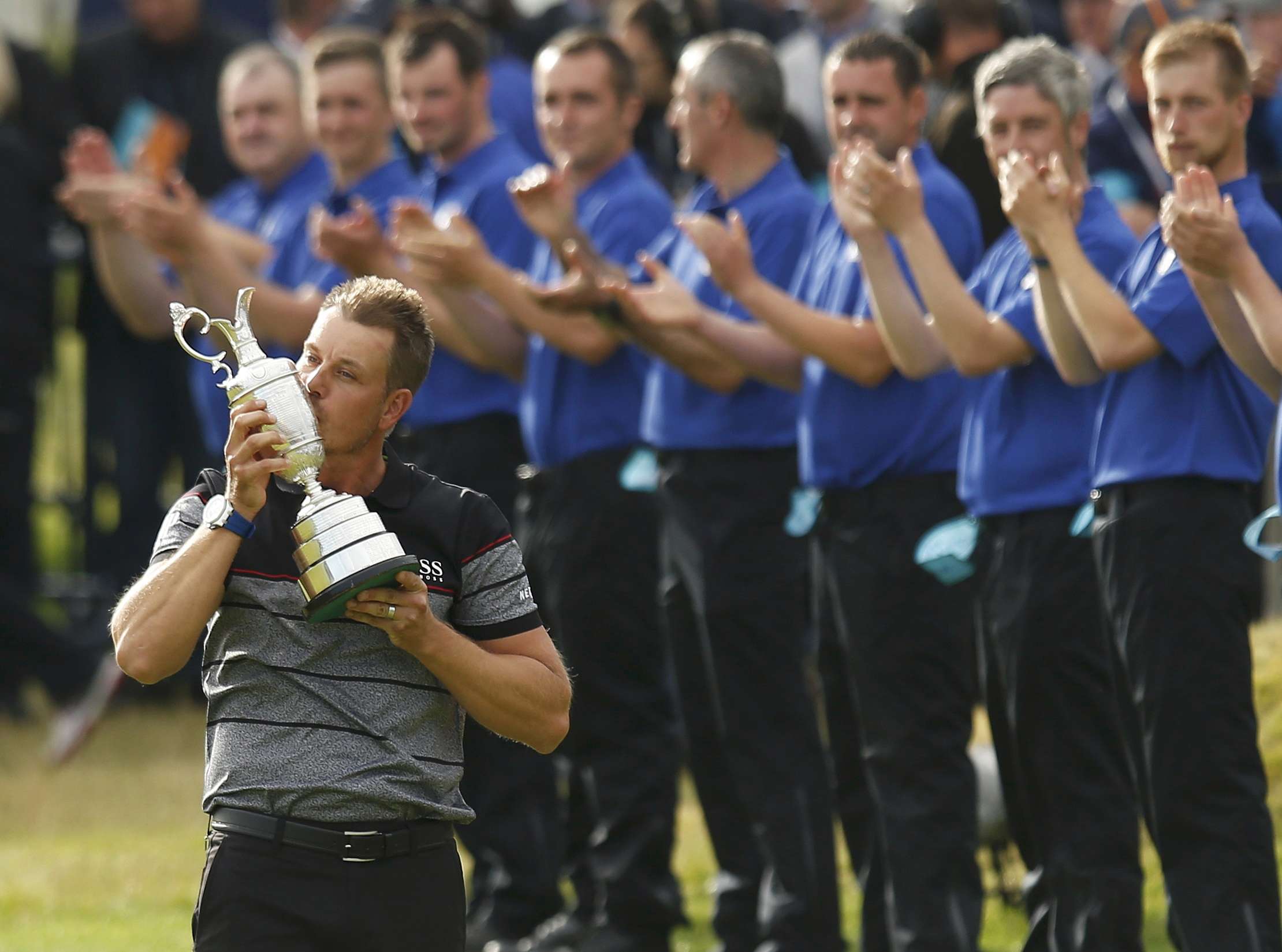 Sweden's Henrik Stenson kisses the Claret Jug after winning the British Open at Royal Troon in Scotland. Photo: Reuters