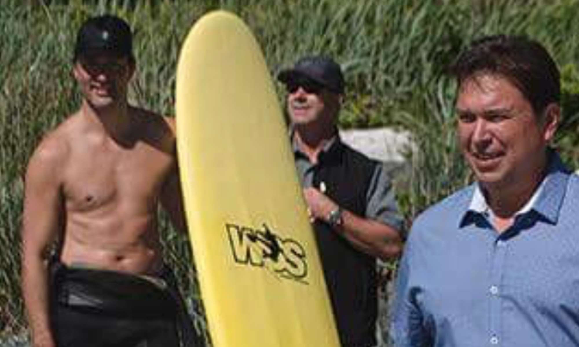 Shirtless Justin Trudeau Photobombing Beach Wedding Hiking In Forest Becomes A Summer Internet Fascination South China Morning Post