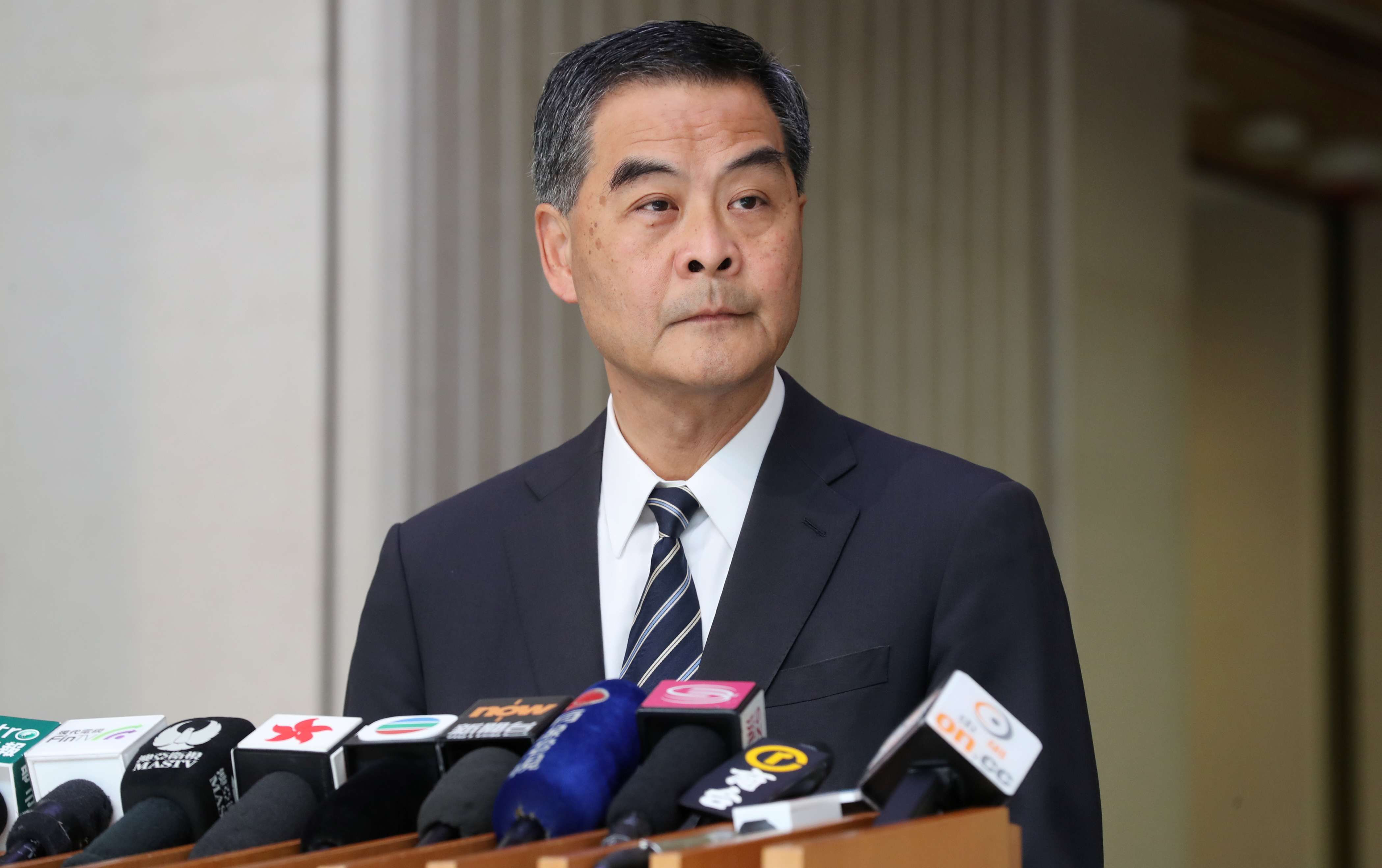 As part of his election manifesto in 2012, Chief Executive Leung Chun-ying promised to ‘progressively reduce’ the proportion of the employer’s contributions to the MPF that could be used for offsetting. Photo: Edward Wong