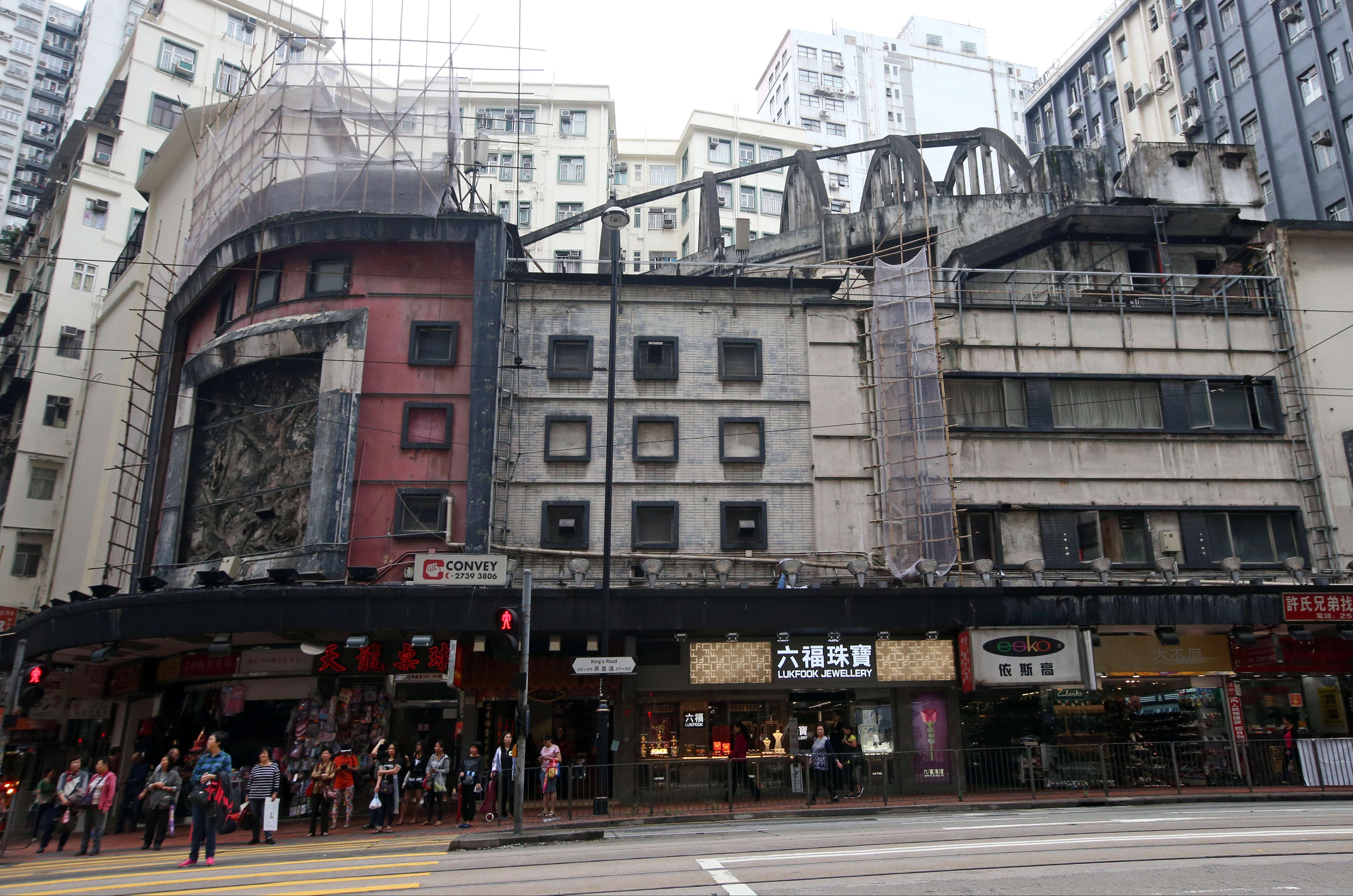 clarks shoes henry street