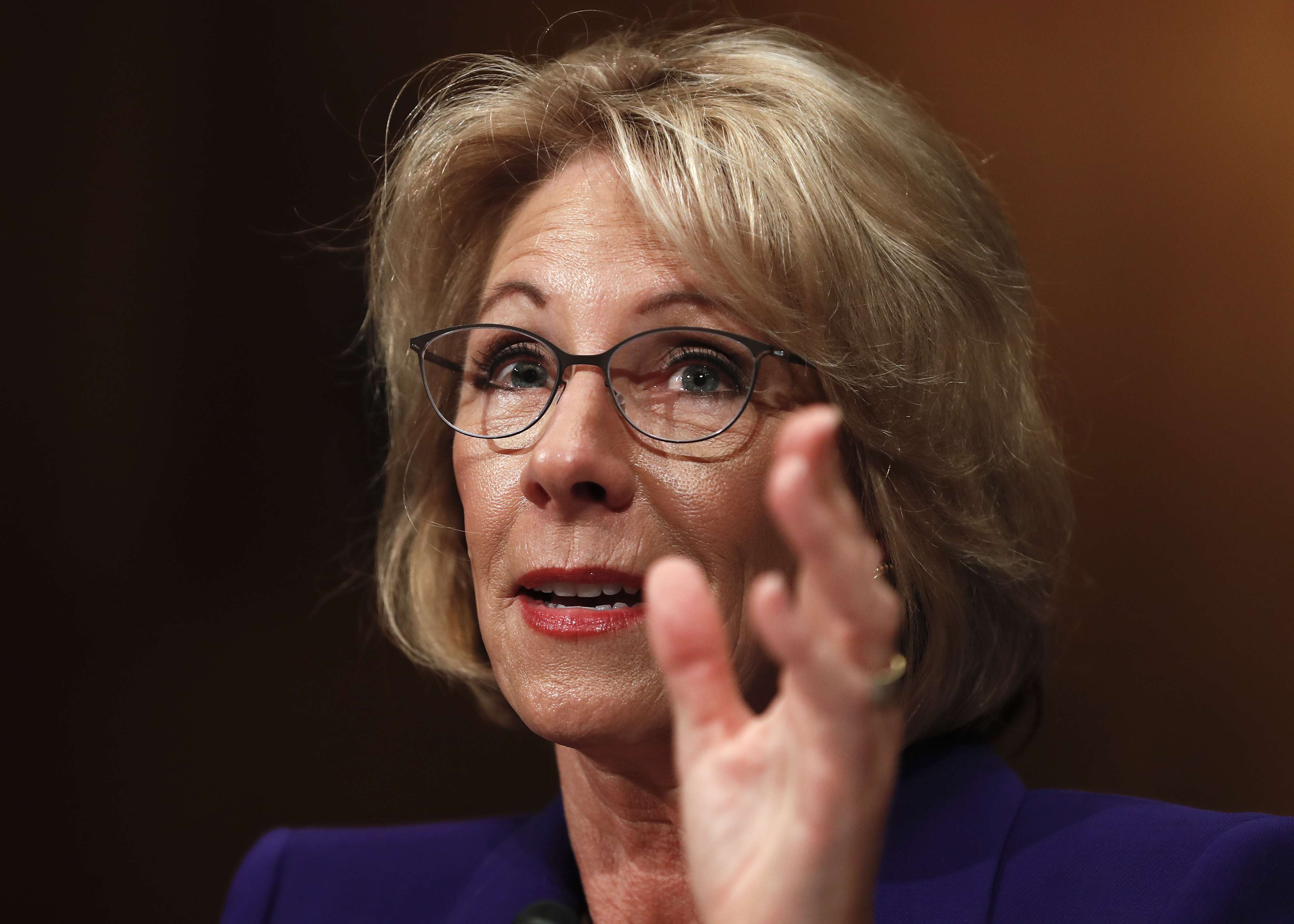Are Pence And Devos One Two Knock Out >> Vice President Pence Casts Historic Tie Breaking Vote To Confirm Are Pence And Devos One Two Knock Out >> Vice President Pence Casts Historic Tie Breaking Vote To Confirm