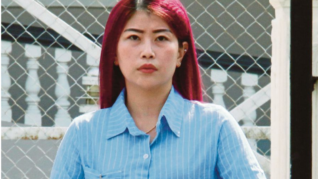 There was an outpouring of sympathy for the mother Tan Seow Yen who was sentenced to six months’ jail and fined RM2,000 (US$450) for causing hurt to a teacher at a primary school in Sungai Bakap, South Seberang Perai district, on February 2, 2015. Photo: NST