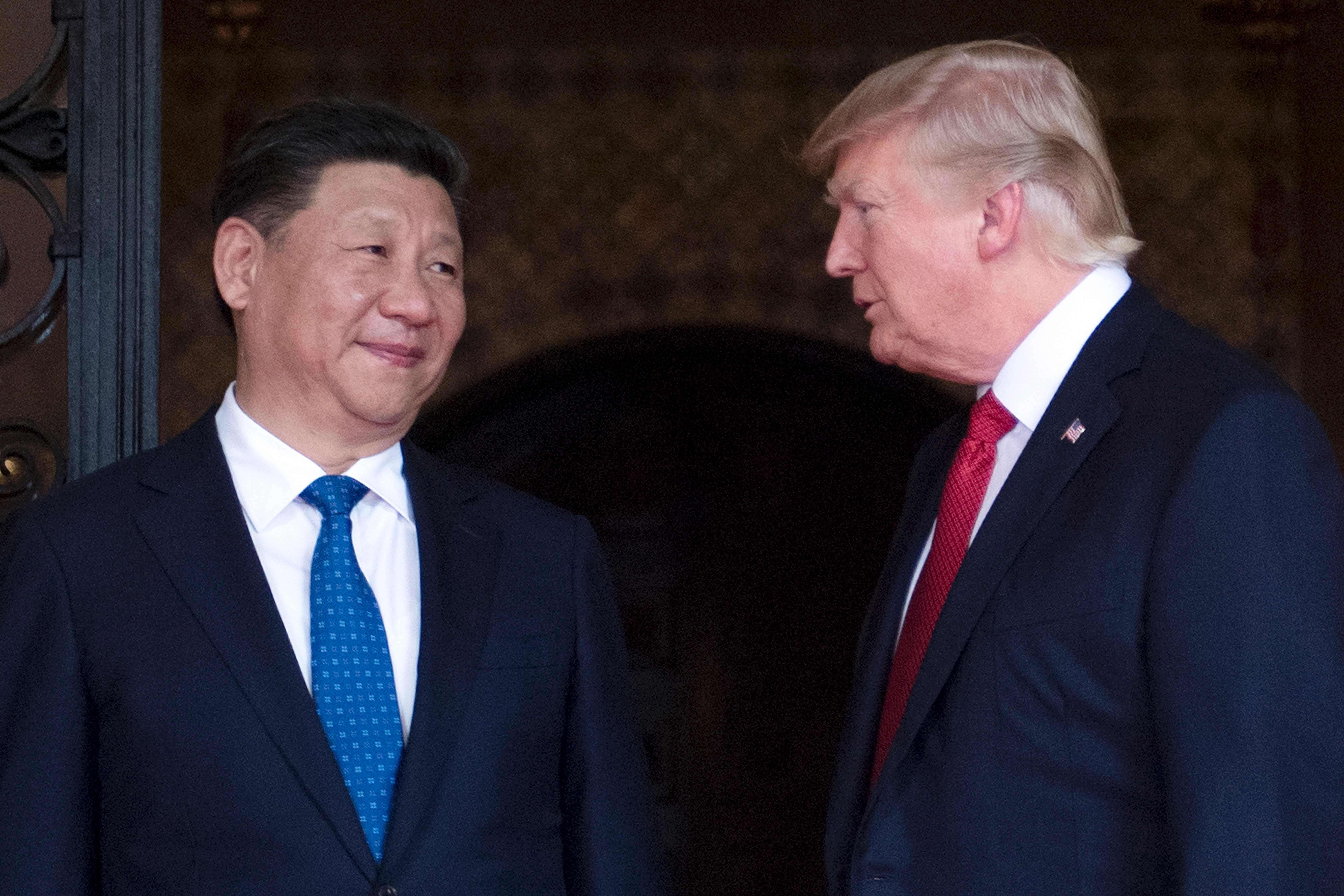 US President Donald Trump welcomes President Xi Jinping to the Mar-a-Lago estate in Florida on April 6. Photo: AFP