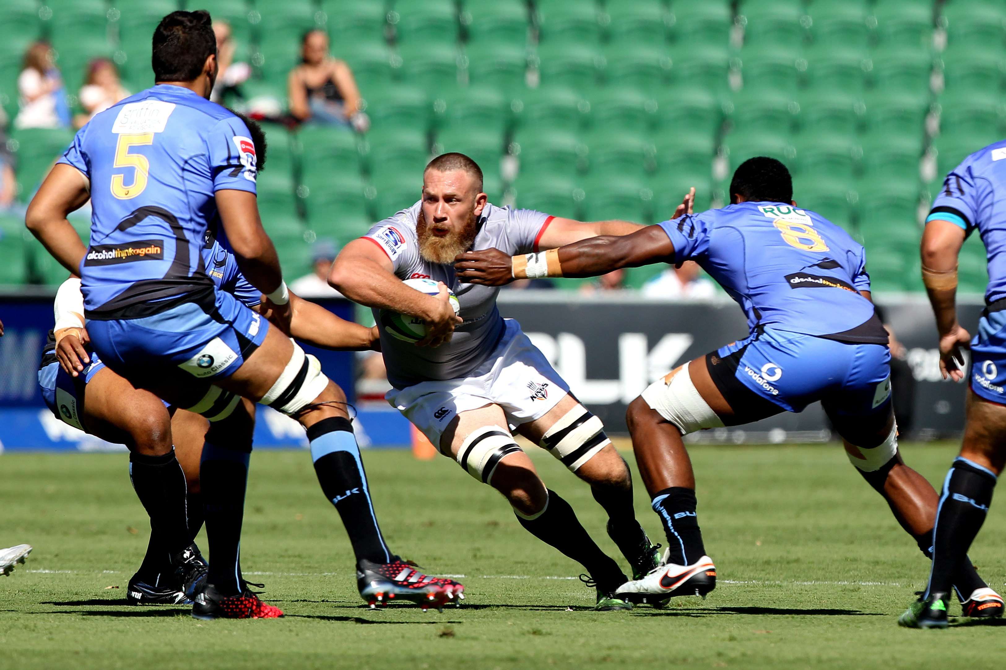 Irne Herbst of the Southern Kings (centre) in action against the Western Force. Photo: EPA