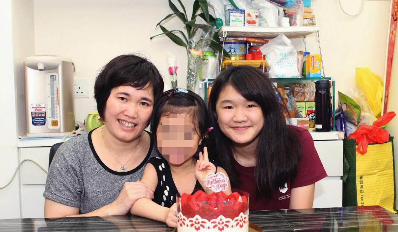 Michelle (right) made a public appeal to save her mother, Tang Kwai-sze (left). Photo: Handout