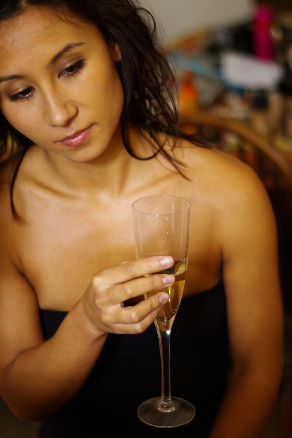 A Swedish study has found alcohol consumption and binge drinking in women is significantly associated with higher blood glucose levels. Photo: Alamy