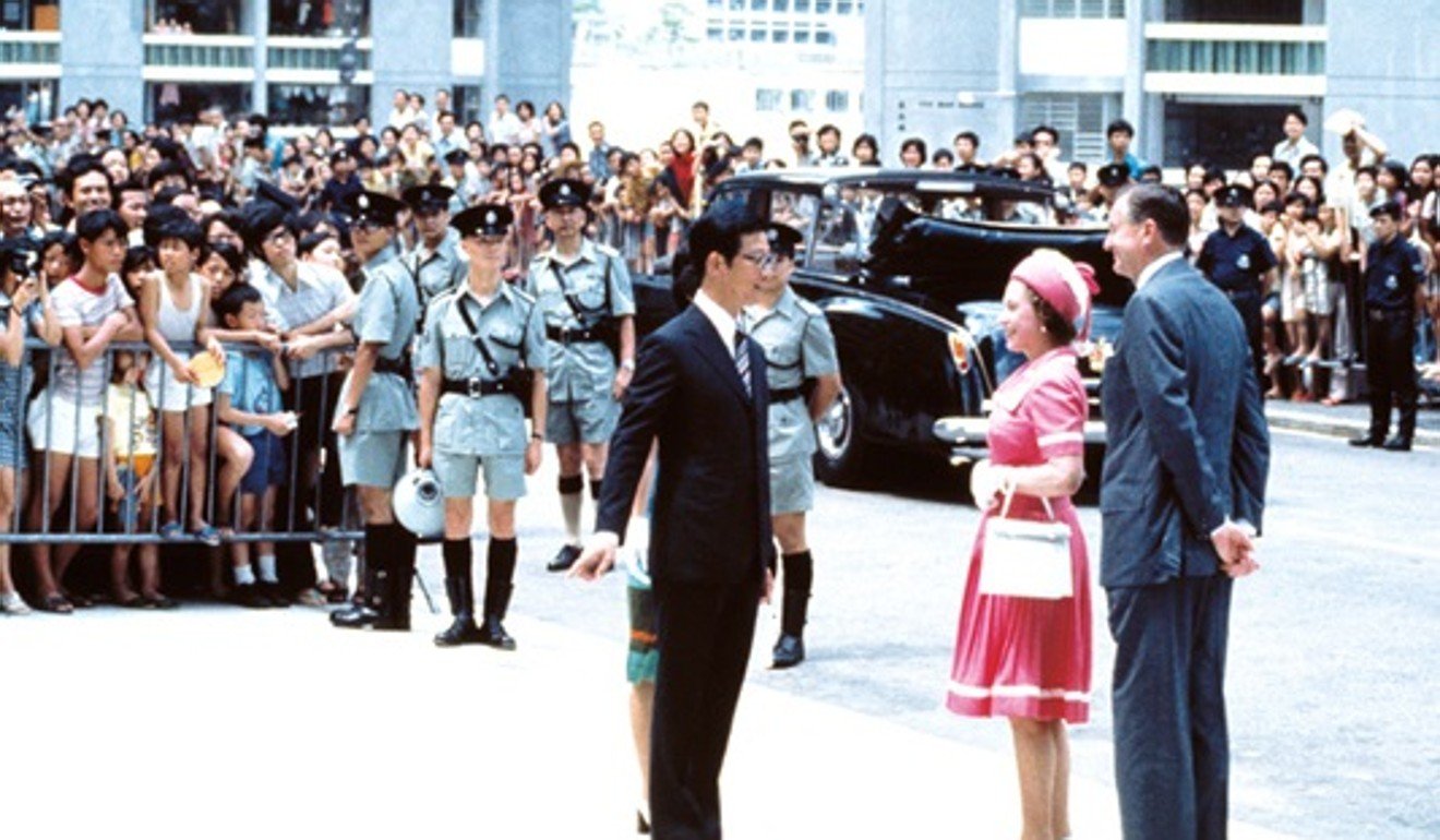 queen elizabeth visits hong kong