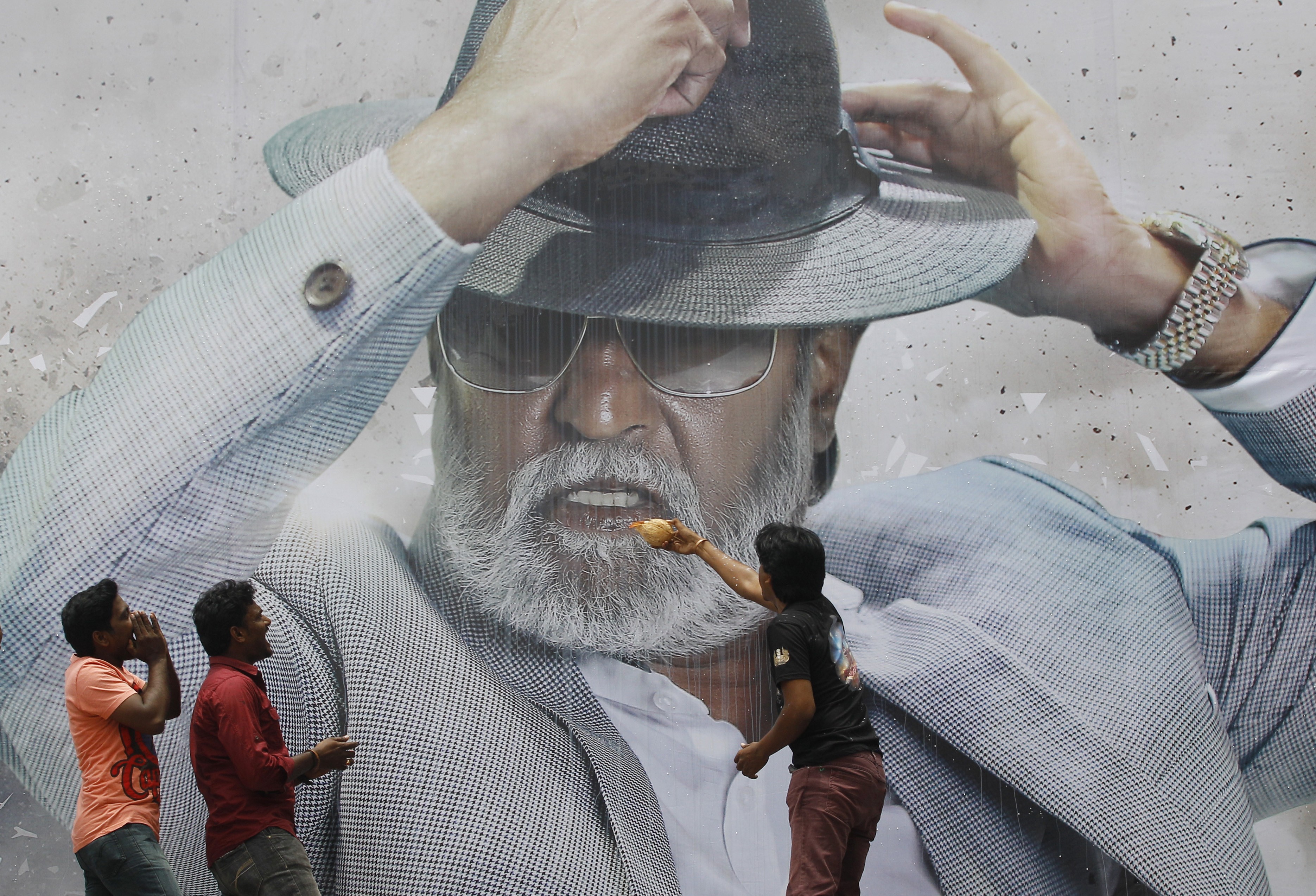 Worshipped like a god in India, Rajinikanth scored an unlikely breakthrough with ‘Muthu’ – which filled Tokyo cinemas, ran for 23 weeks and grossed US$1.6m