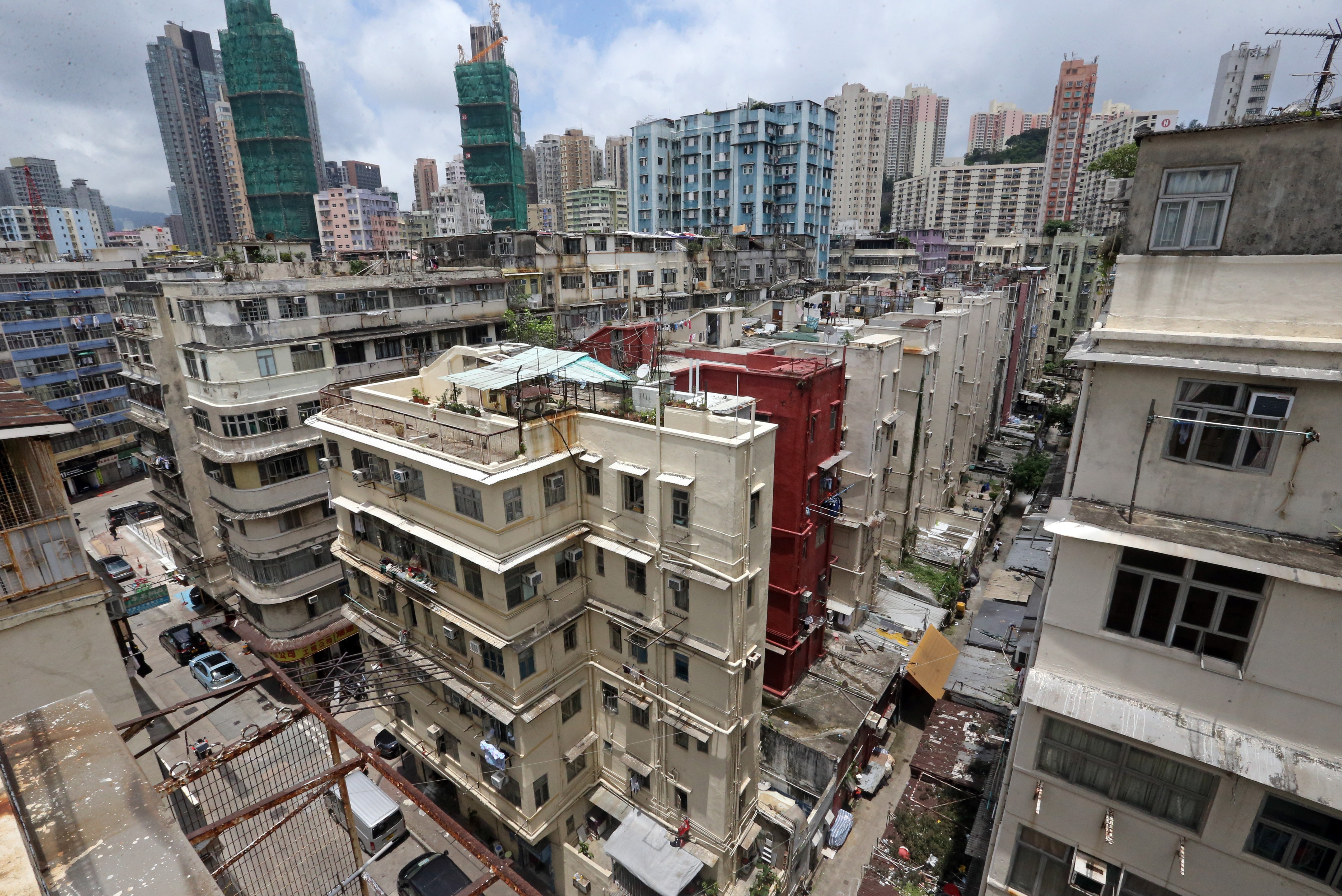 Hong Kong’s ageing buildings are not only eyesores to the cityscape, but also dangerous to live and work in. Photo: Felix Wong