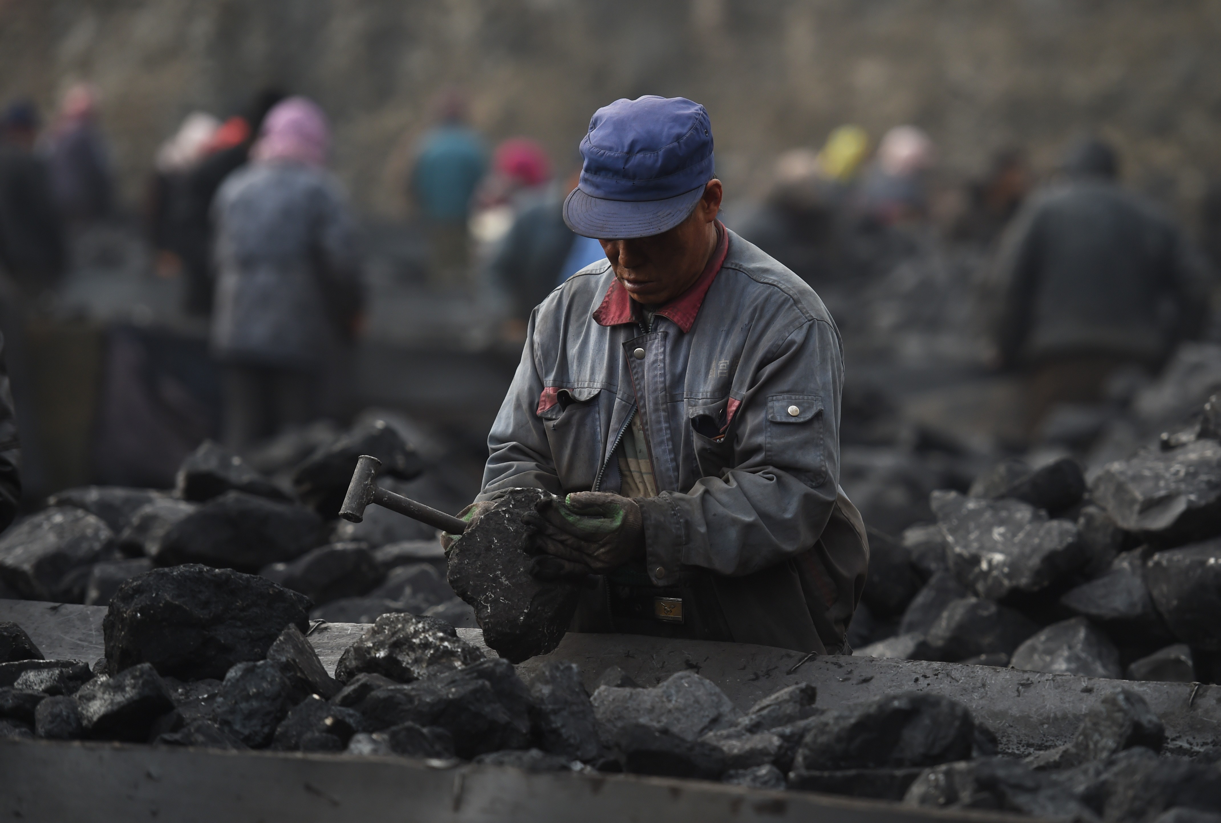 China Shenhua says higher coal prices have driven up its first-half profit, which it expects to surge by 143 per cent on the year. Photo: AFP