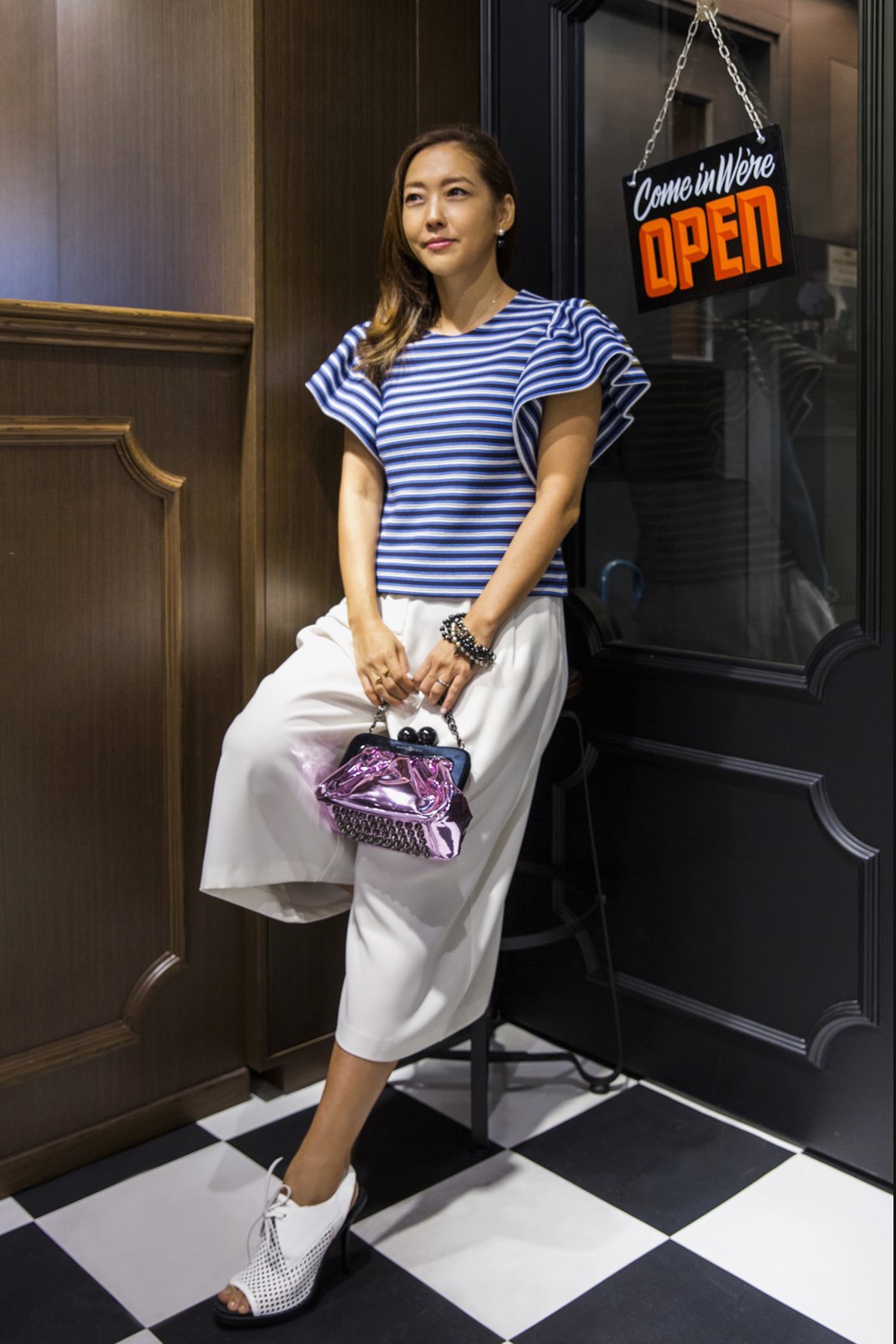 Fashions Real Hongkongers Wear Mata Hari Bags Creative Director Annie Lee Siswojo South China Morning Post Ver las letras de tashannie y escuchar caution (don't bother me), haru haru, if, more than i can say y mas canciones! mata hari bags creative director annie
