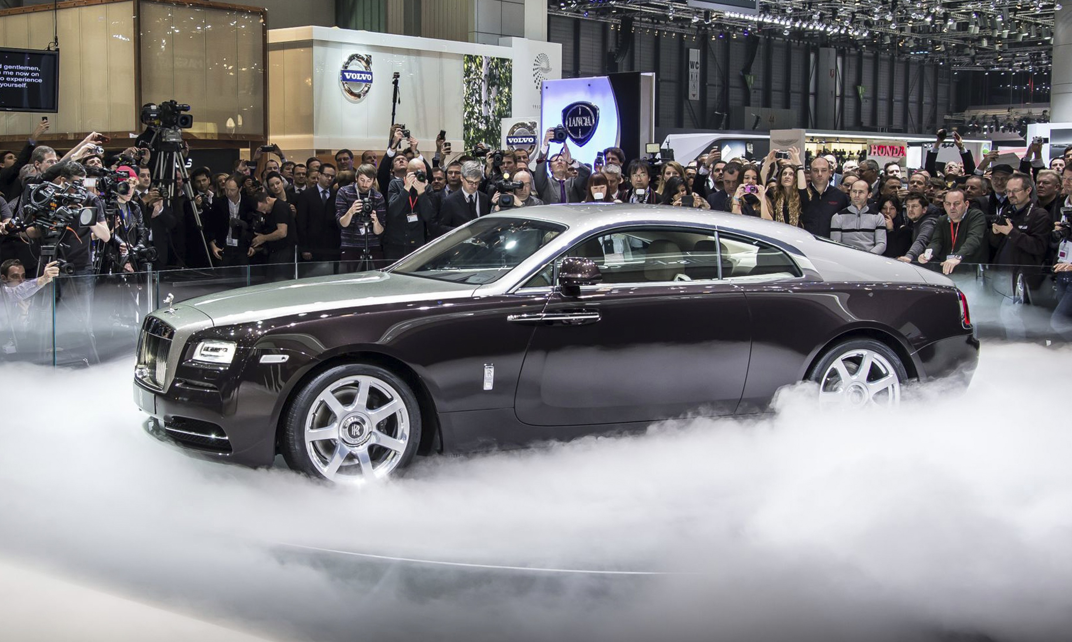 Vacaciones Gracioso Tendencia Rolls-Royce is pop music's hottest brand, with more lyric mentions than  Ferrari and Hennessy | South China Morning Post