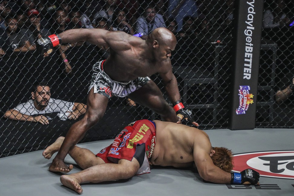 Ngalani seals the deal with a big right hand. Photo: One Championship