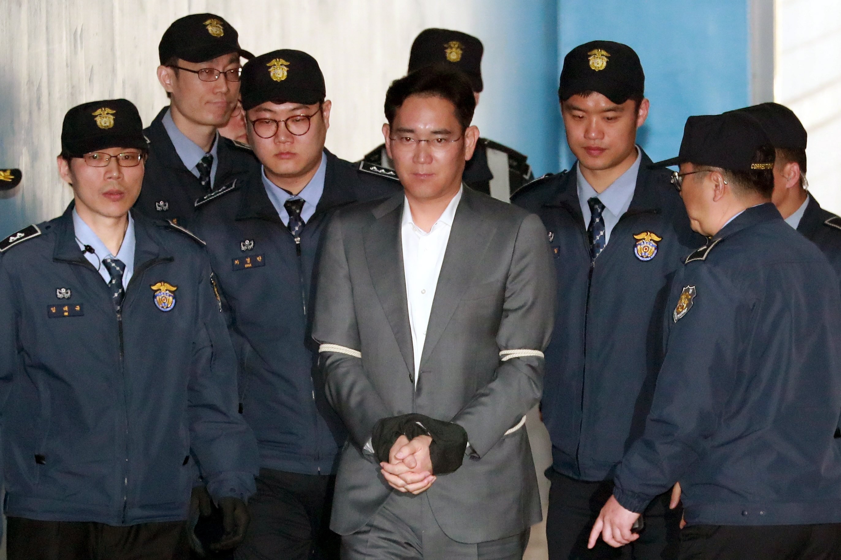 Lee Jae-Yong, vice-chairman of Samsung Group, arrives to face trial at the Seoul Central District Court on April 7, 2017. Photo: EPA