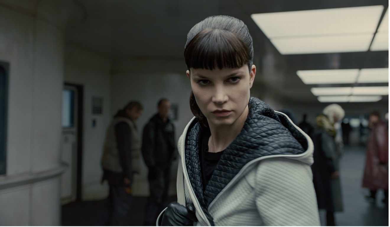 Sylvia Hoeks gained seven kilograms of muscle for the role.