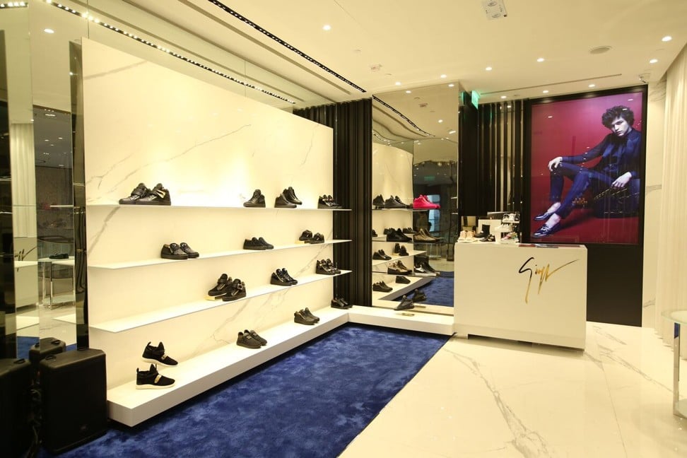 Giuseppe sale zanotti shop