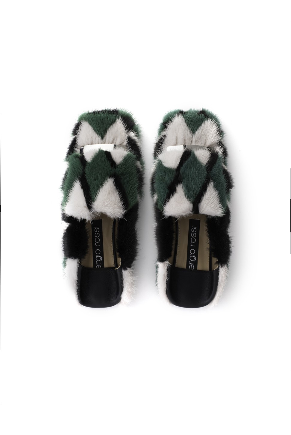 Inspired by geometric architectural patterns, these furry moccasins with green geometric prints enhance your femininity.