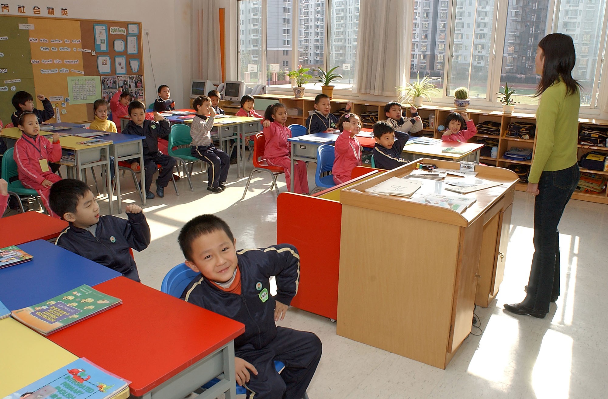 English teacher Sophie Pan leads a class at the Xiehe Bilingual School in Shanghai. Photo: Steve Cray