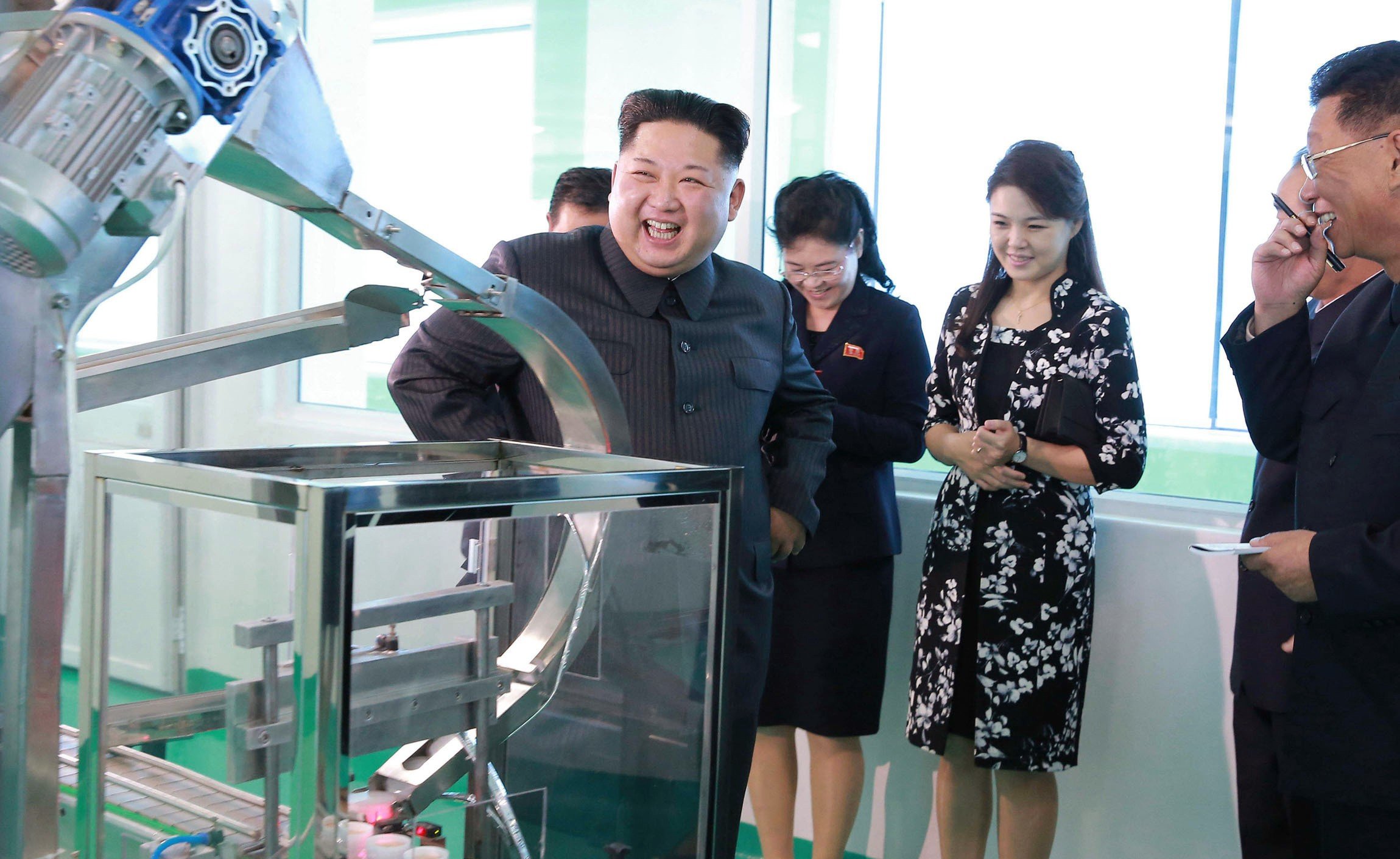North Korean leader Kim Jong-un visits a cosmetics factory in Pyongyang with his wife Ri Sol-ju (right). Photo: AP