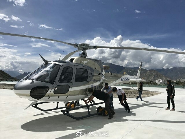 Airbus H125s are used in the newly launched tours over Lhasa, the Tibetan capital. Photo: Weibo