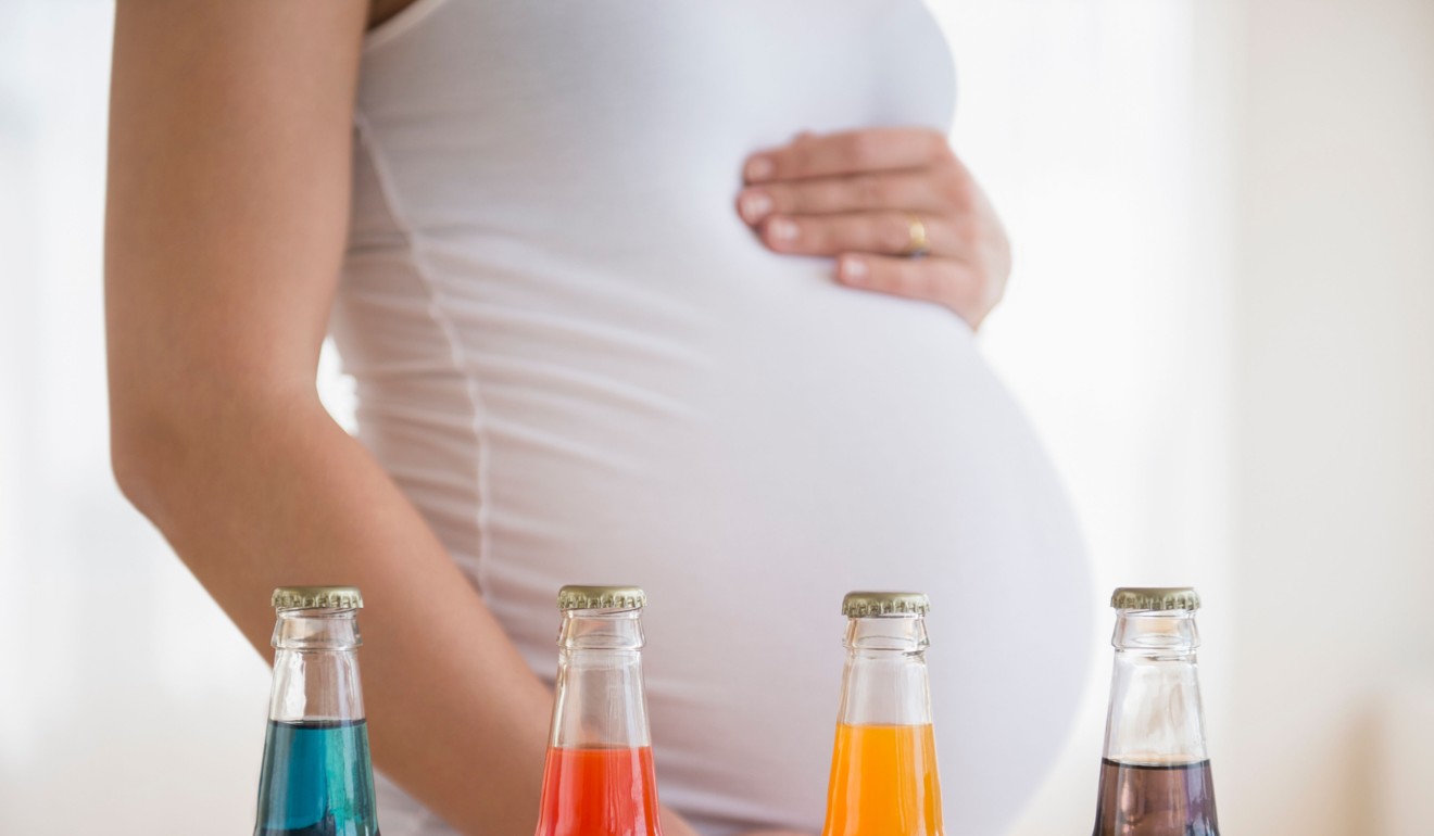 Significant consumption of soft drinks in pregnancy has been linked to the incidence of asthma children. Photo: Alamy