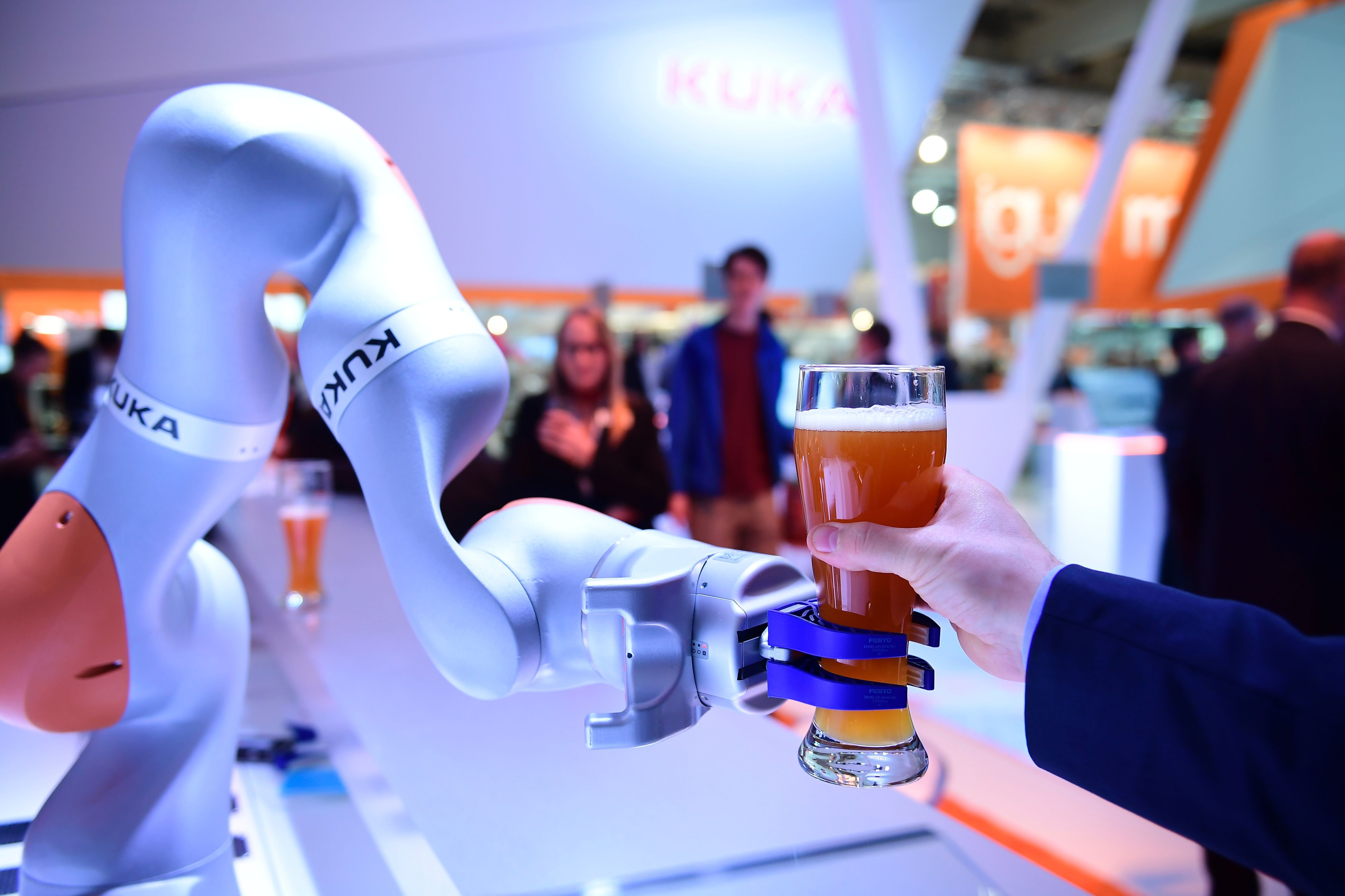 German robot Kuka eyes €1b sales in China by tapping parent's Midea network | South China Morning Post