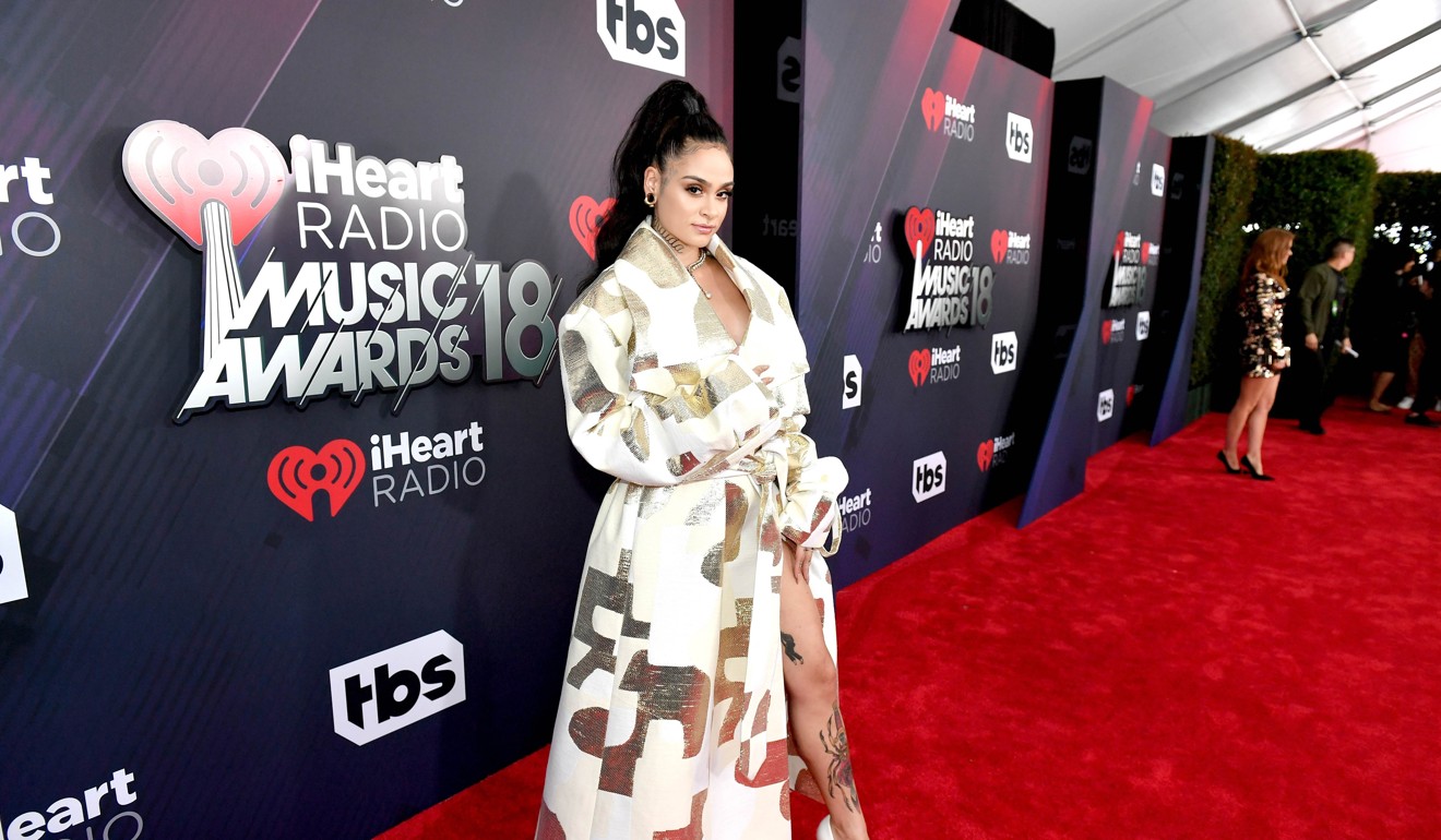 Kehlani arrives at the 2018 iHeartRadio Music Awards. She later performs ‘Nowhere Fast’ with Eminem on stage. Photo: Getty Images/AFP