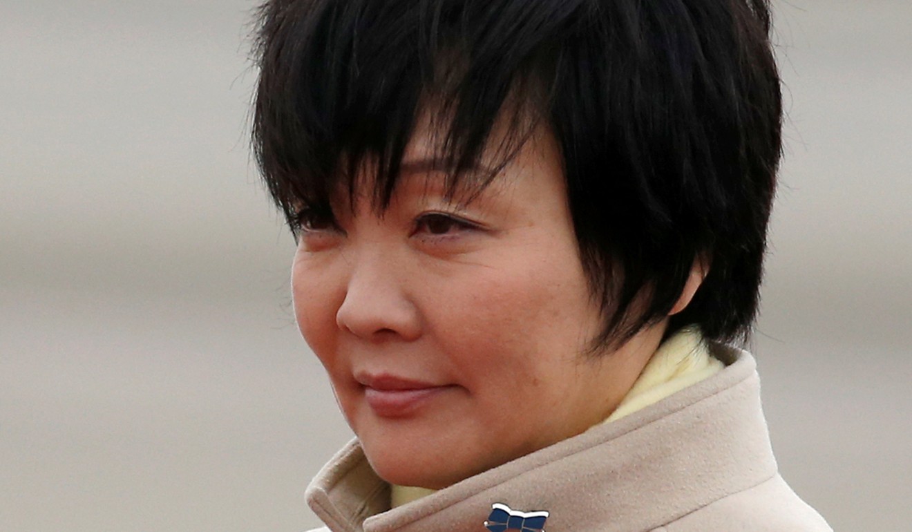 Akie Abe straddles liberal and conservative positions. Photo: Reuters