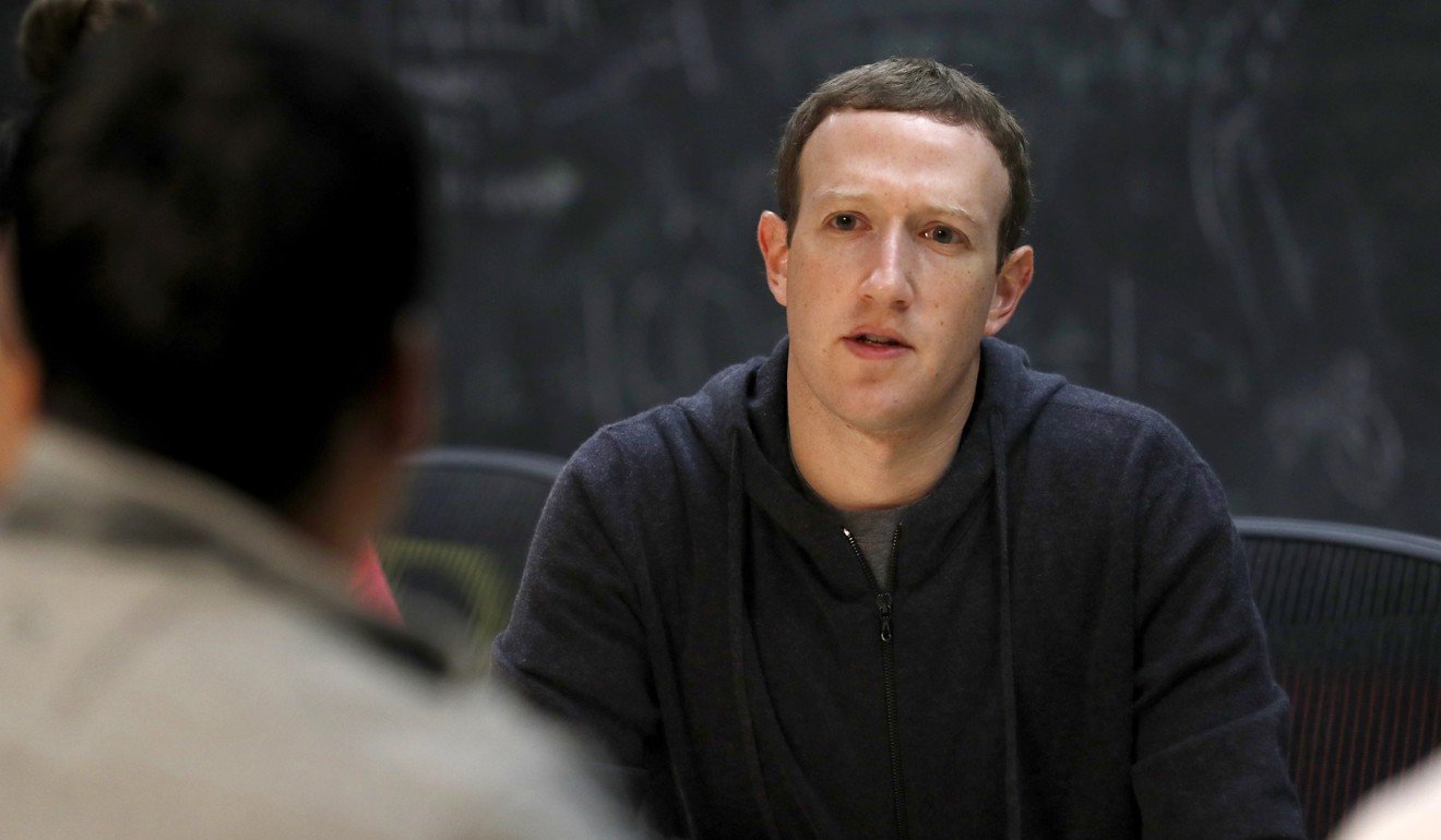 In this November 9, 2017, file photo, Facebook CEO Mark Zuckerberg meets with a group of entrepreneurs and innovators during a round-table discussion at Cortex Innovation Community technology hub in St. Louis. Photo: AP