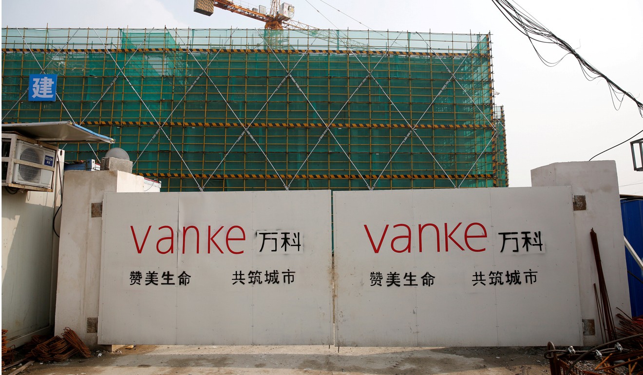 Shanghai authorities have awarded sales permits to at least seven luxury projects. A Vanke project underway in Shanghai. Photo: Reuters