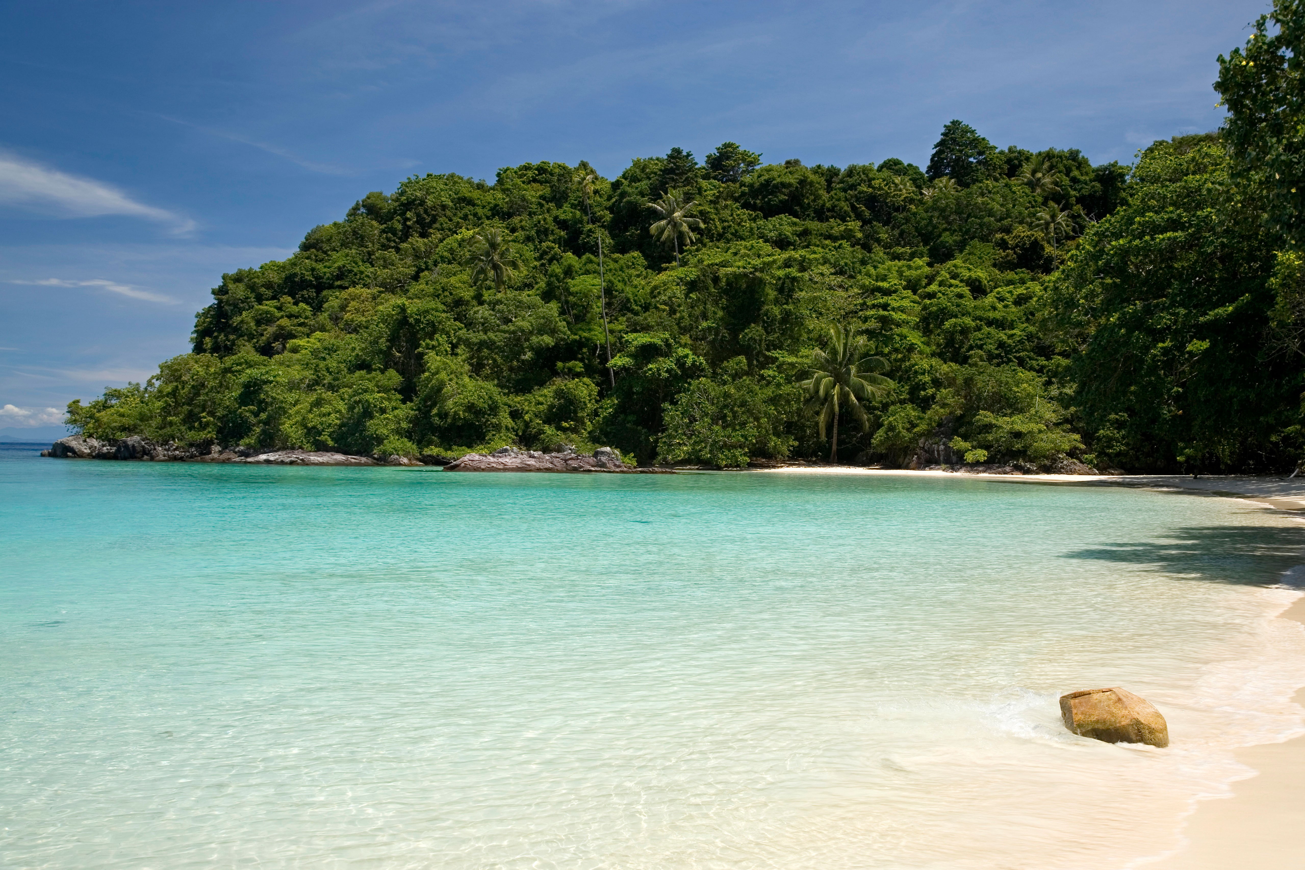 Deserted beaches and pristine diving spots can be found on many of Malaysia’s less well-known outlying islands. Photo: Alamy