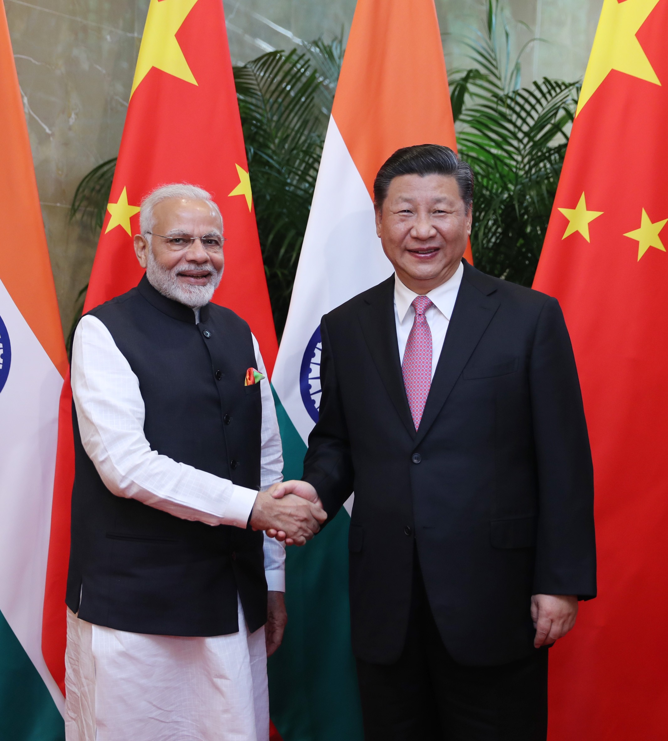 Indian Prime Minister Narendra Modi with Chinese President Xi Jinping in Wuhan, the capital of central China's Hubei Province. Photo: Xinhua