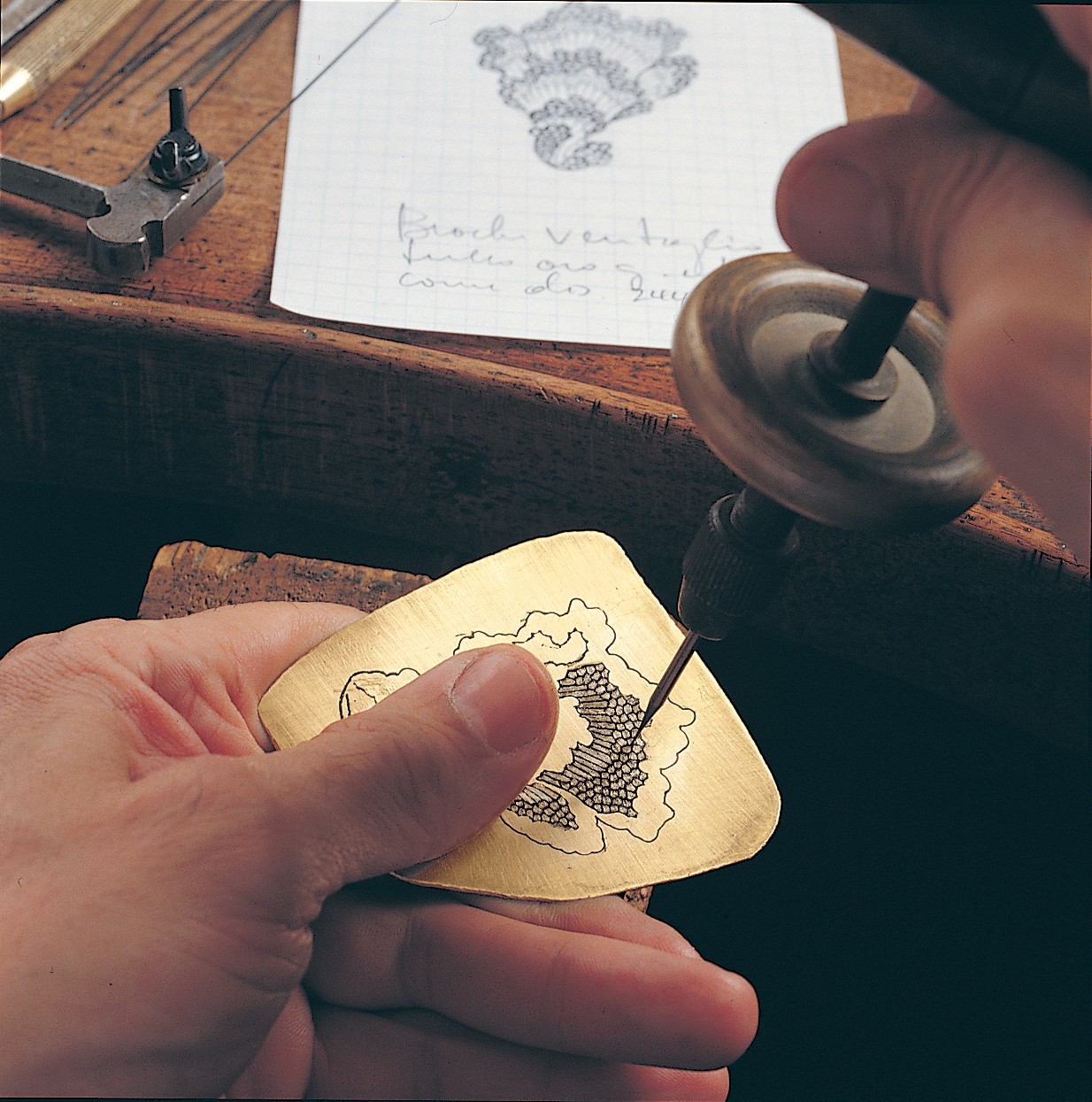 Buccellati specialises in engraving techniques to create special