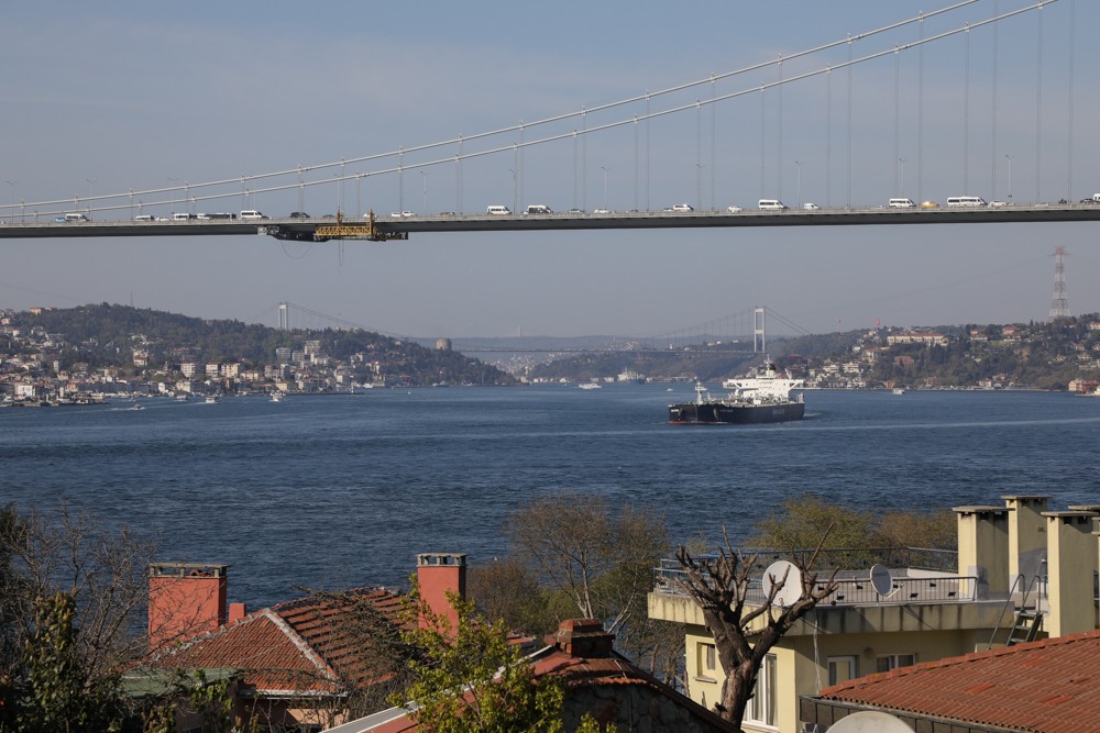 Oil tanker Shah Deniz passes under the 15 July Martyrs bridge on the Bosphorus strait. Photo: Hélène Franchineau