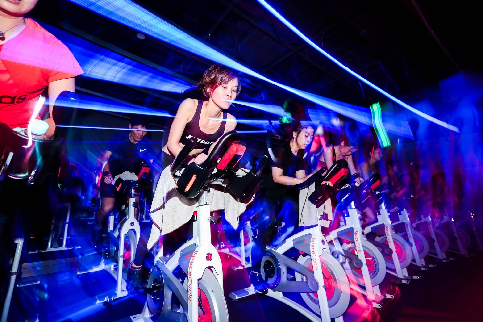 China fitness chain Space Cycle offers indoor cycling, yoga and barre classes with instructors who curate music, lighting effects and even scents. Photo: Courtesy of Space Cycle