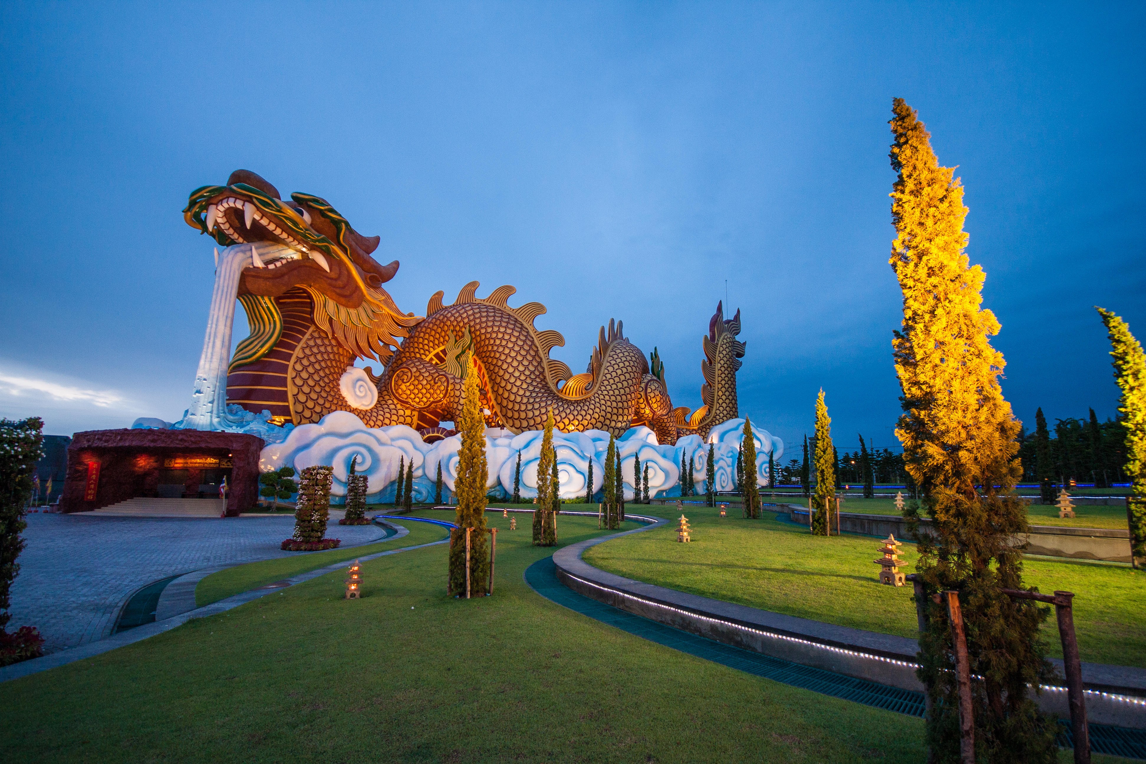 Banharn Silpa-archa, a Thai prime minister, built a museum shaped like a mythical Chinese dragon to celebrate China’s culture and Chinese migrants’ part in Thailand’s story. A new statue will soon honour the champion of his hometown