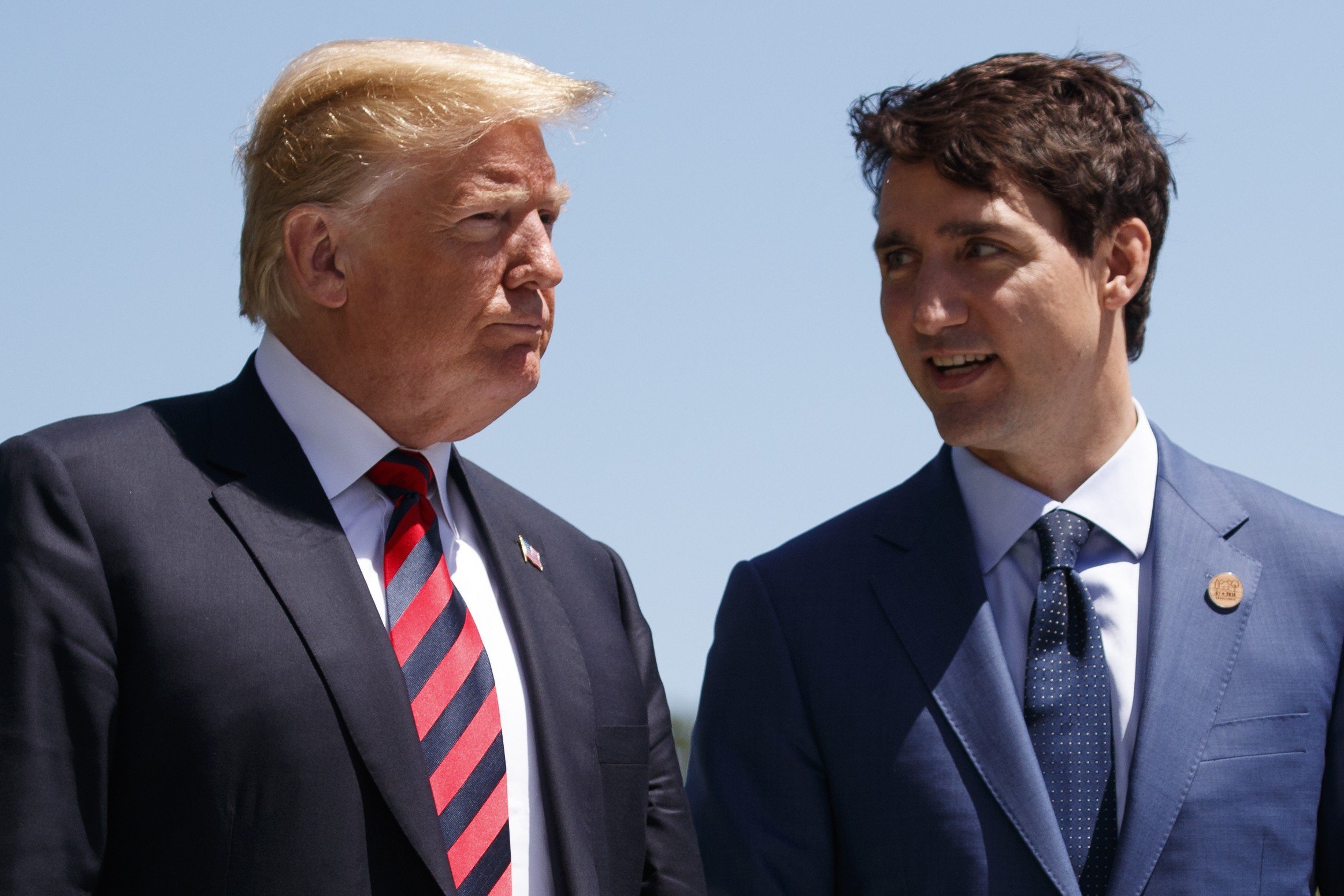 Justin Trudeau’s broad and youthful smile, compared to Donald Trump’s belligerent rhetoric, personifies and reinforces the contrast between Canada’s relatively open policy towards international students and that of the United States. Photo: AP.